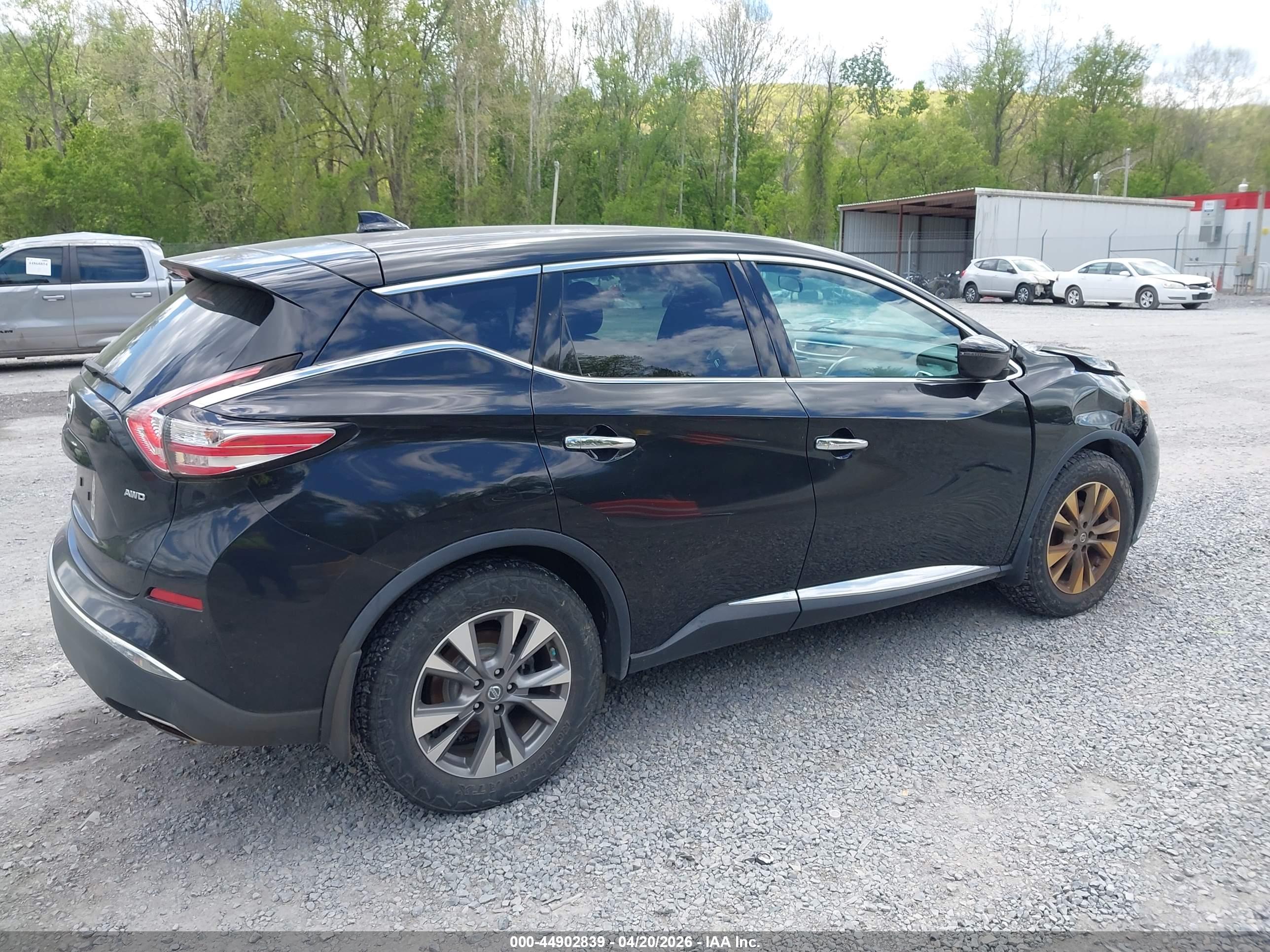 NISSAN MURANO image 4