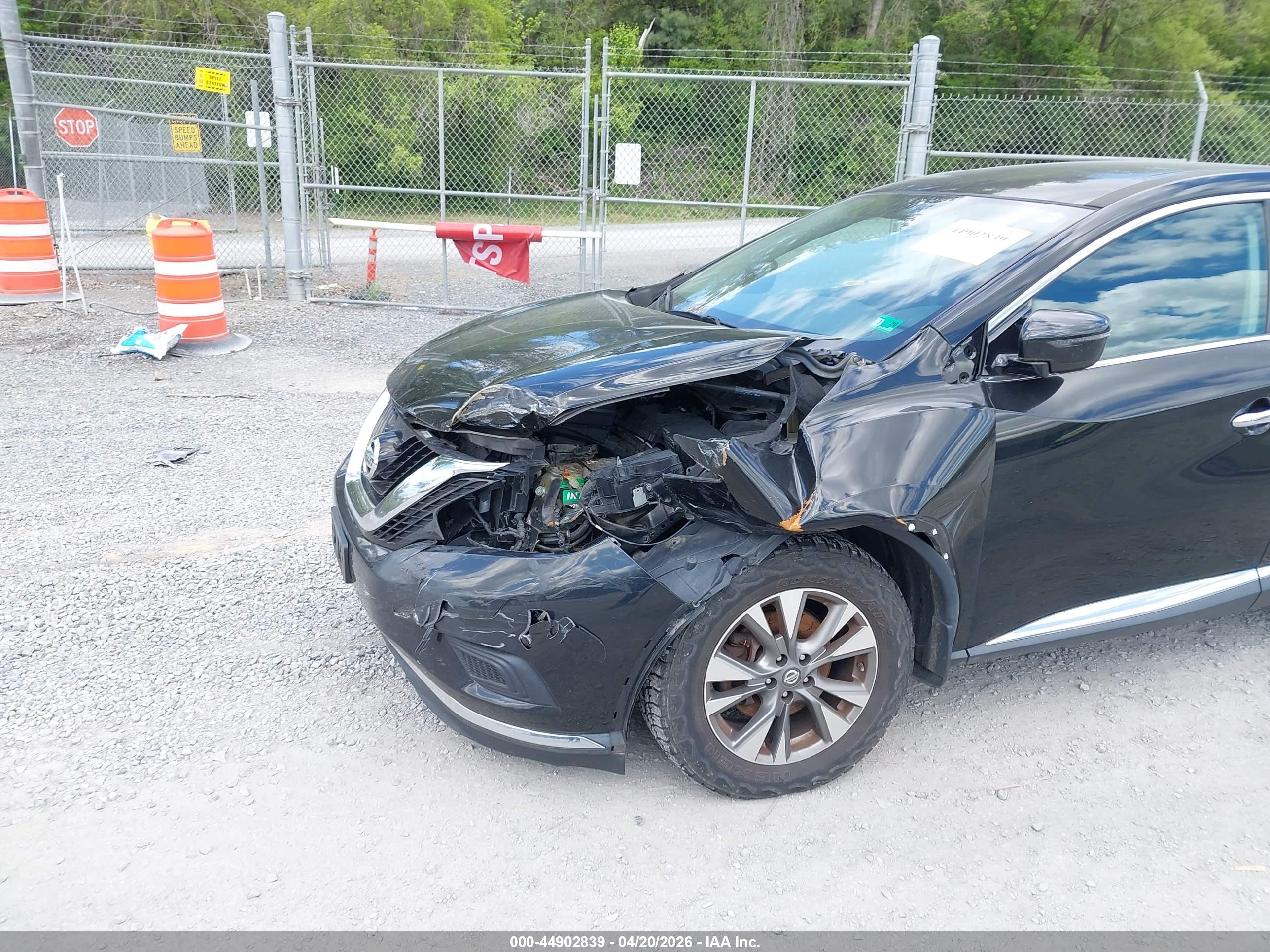 NISSAN MURANO image 6