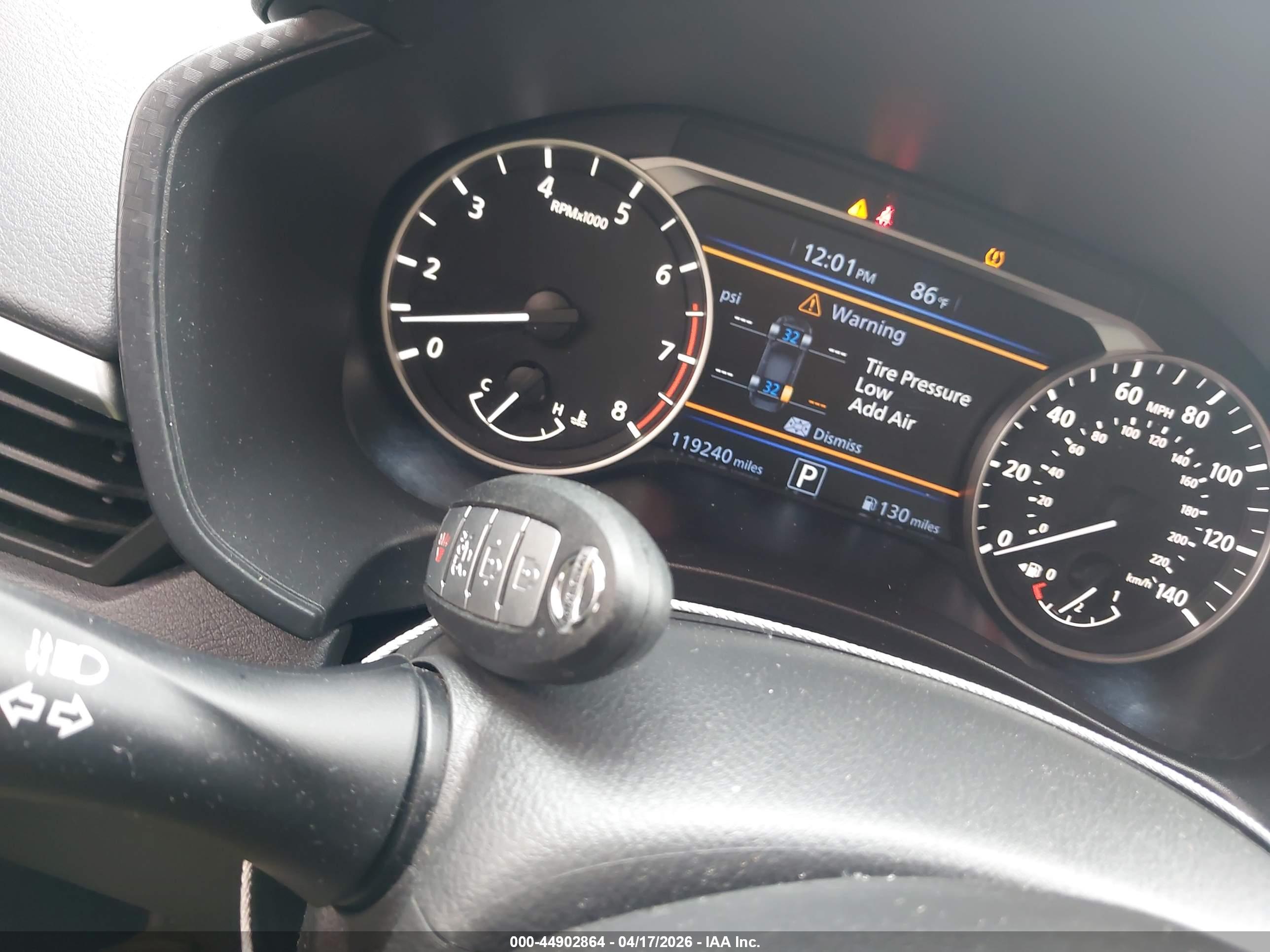 NISSAN ALTIMA image 11