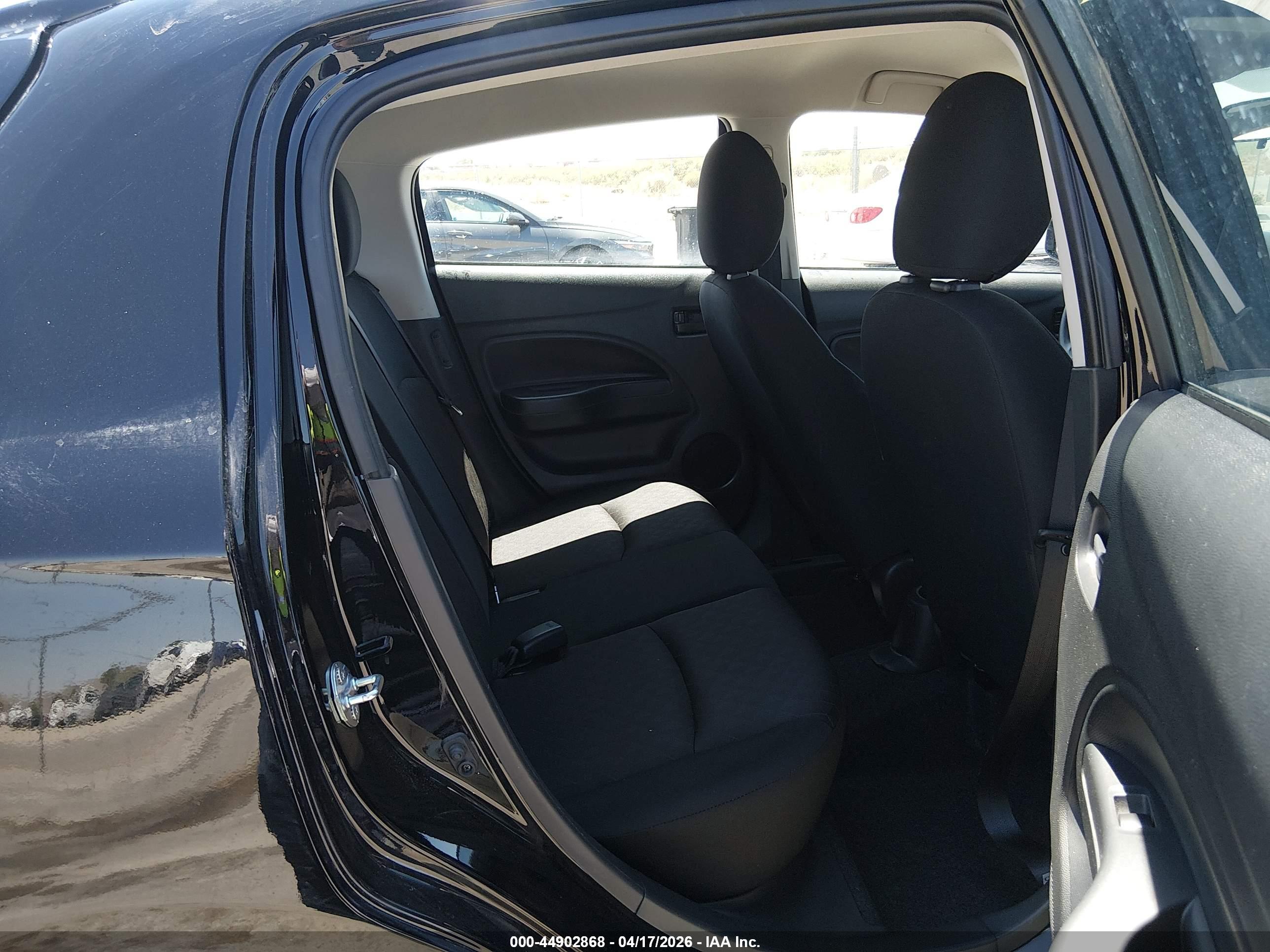 MITSUBISHI MIRAGE image 8