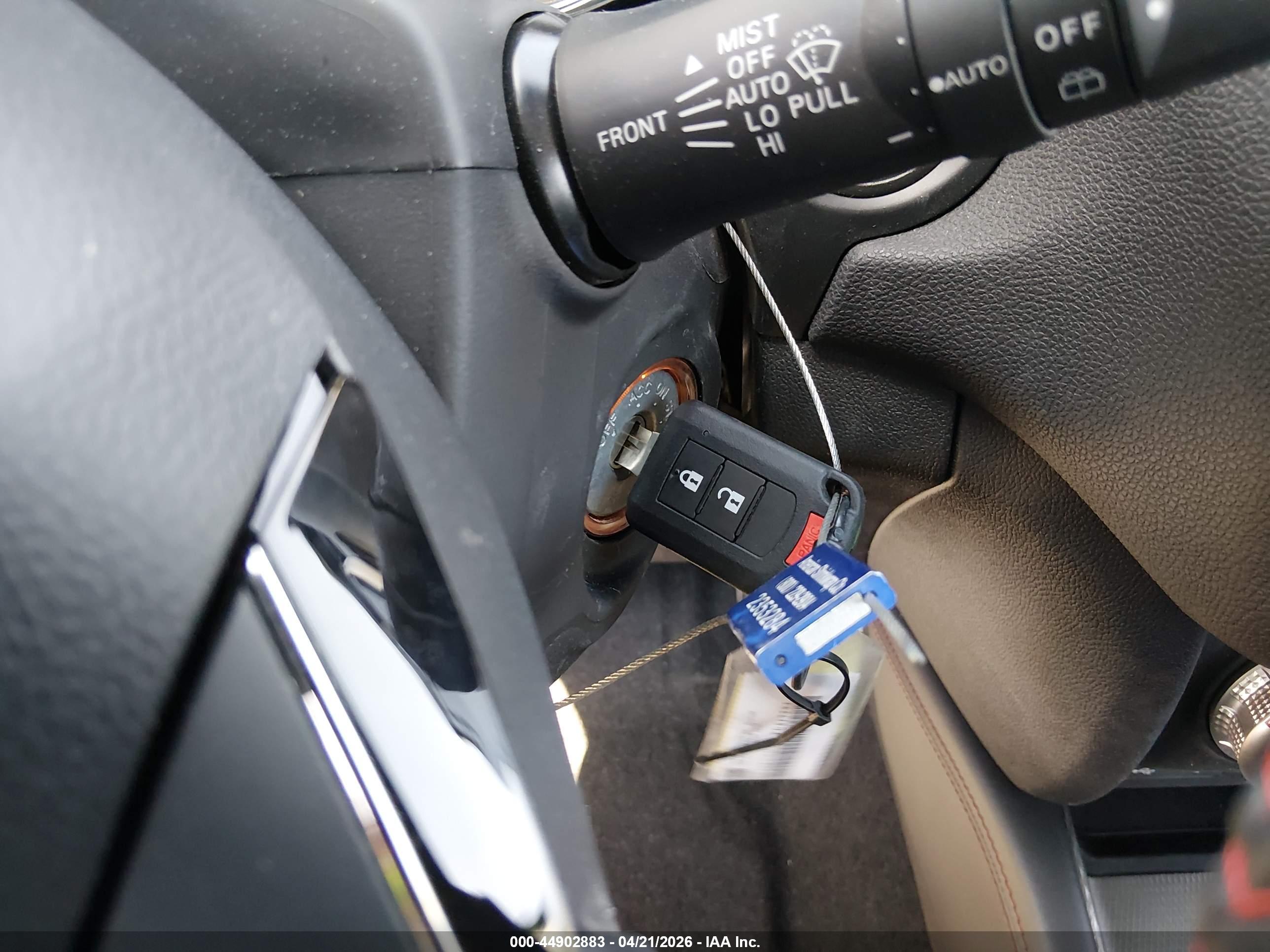 MITSUBISHI OUTLANDER image 11