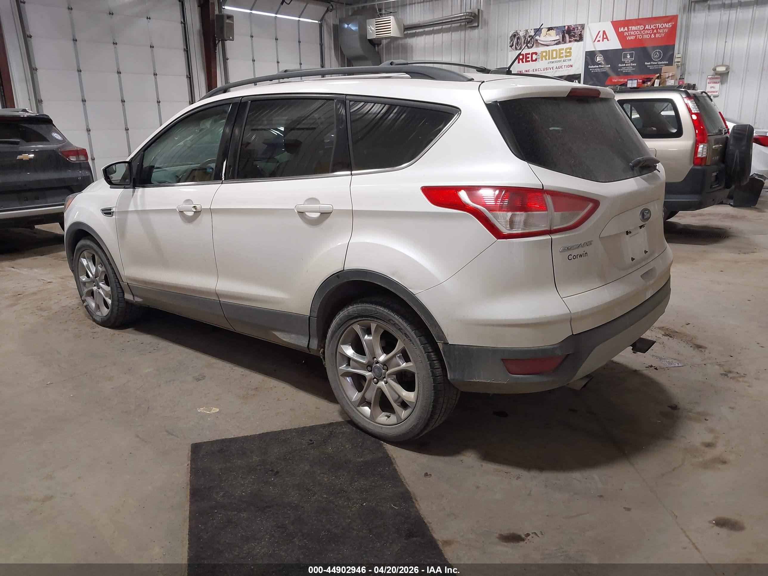 FORD ESCAPE image 3