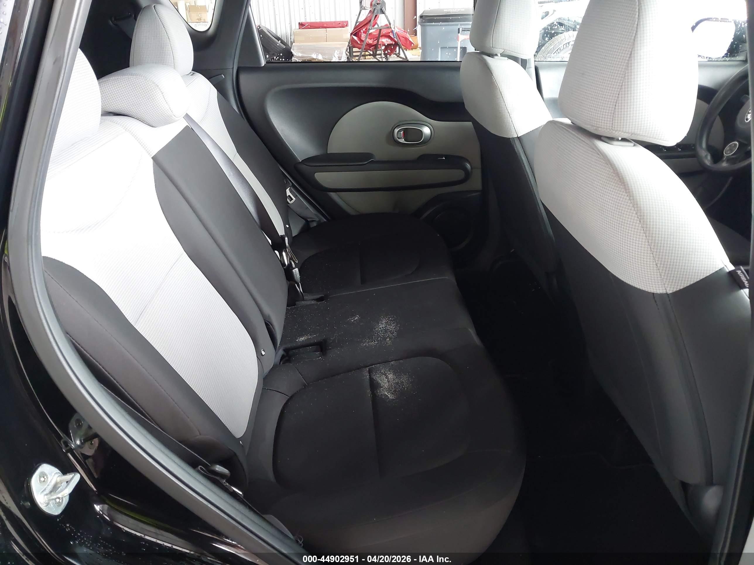 KIA SOUL image 8
