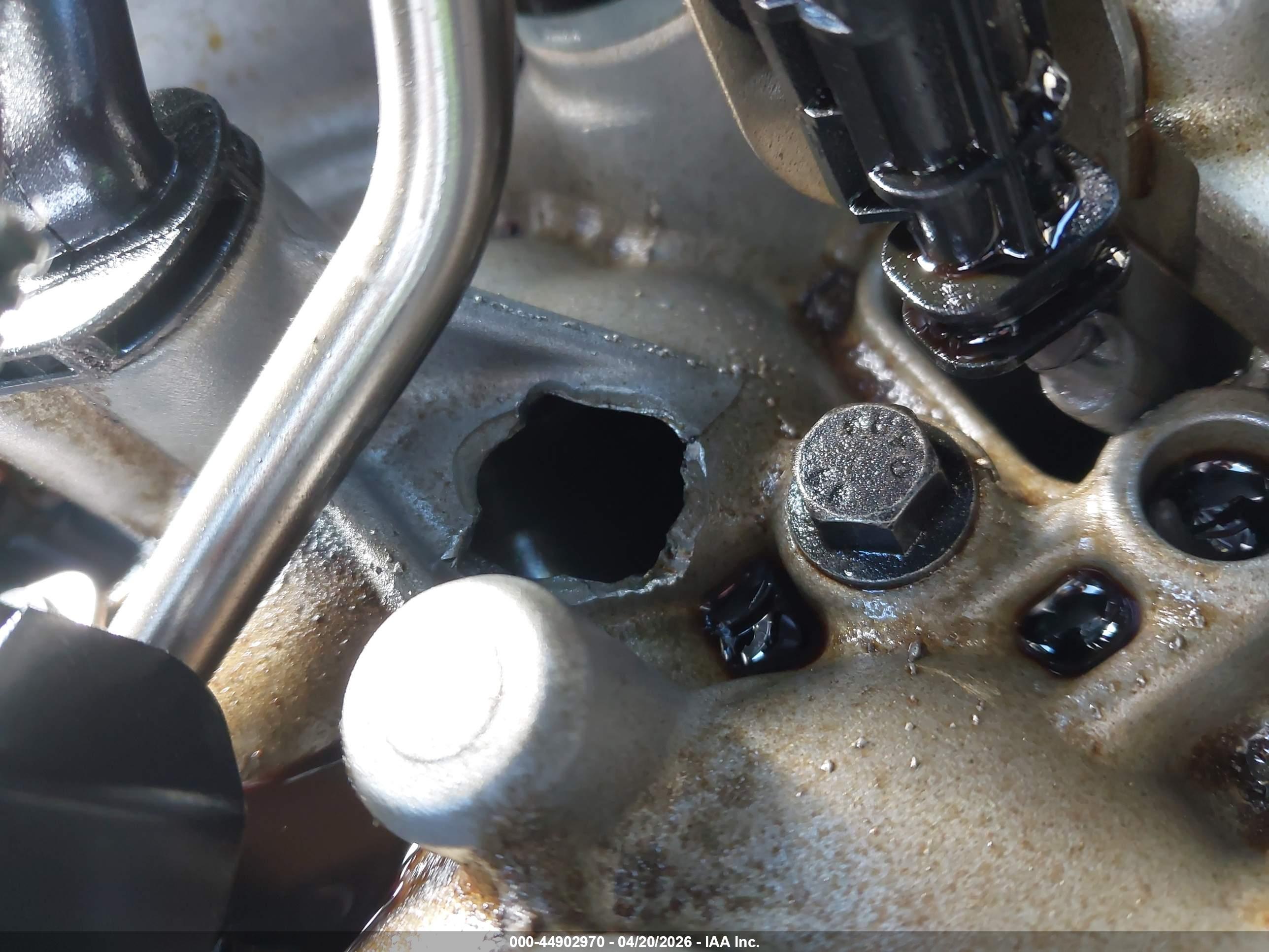 VOLVO XC40 image 6