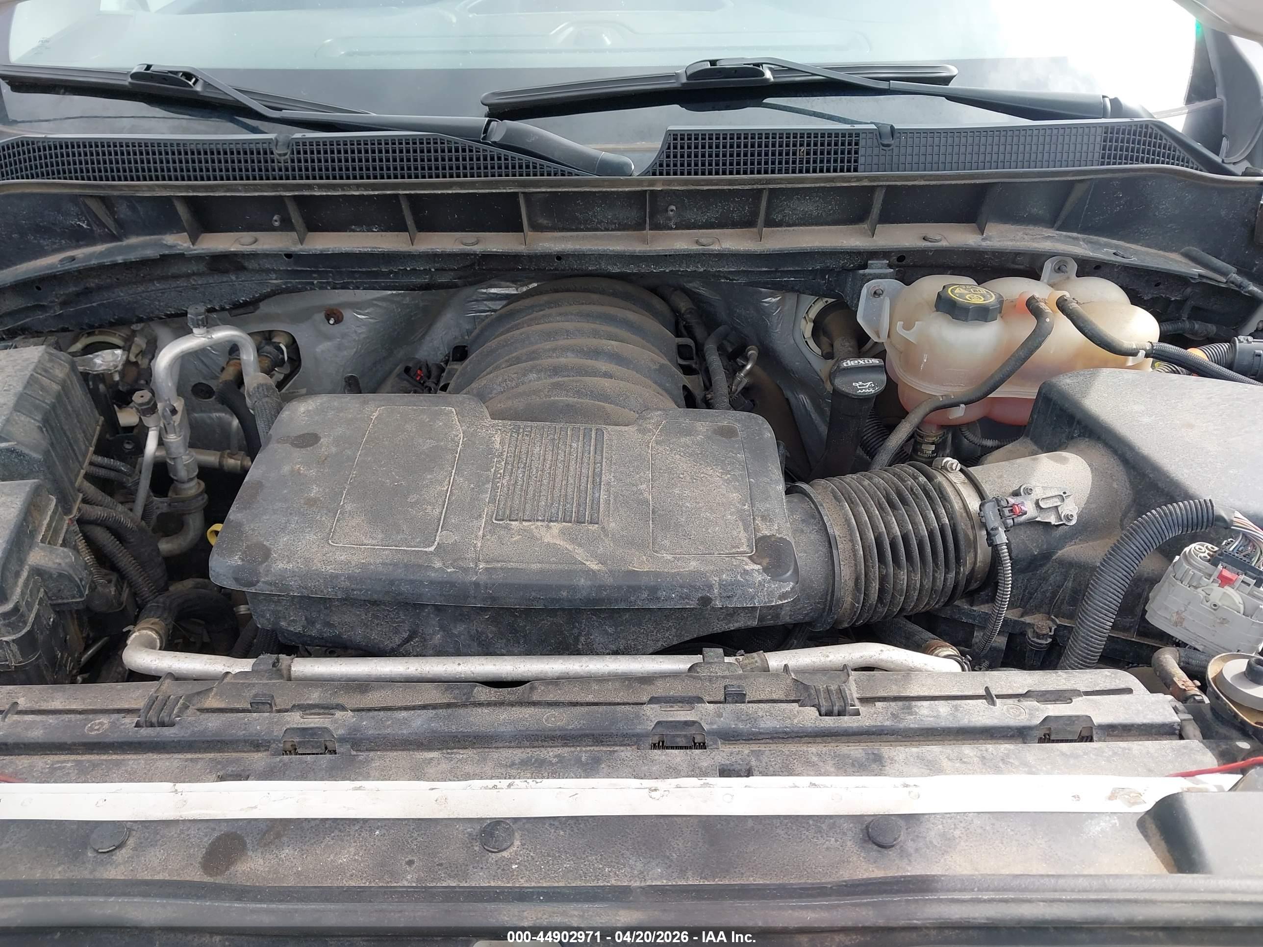 CHEVROLET SILVERADO image 10