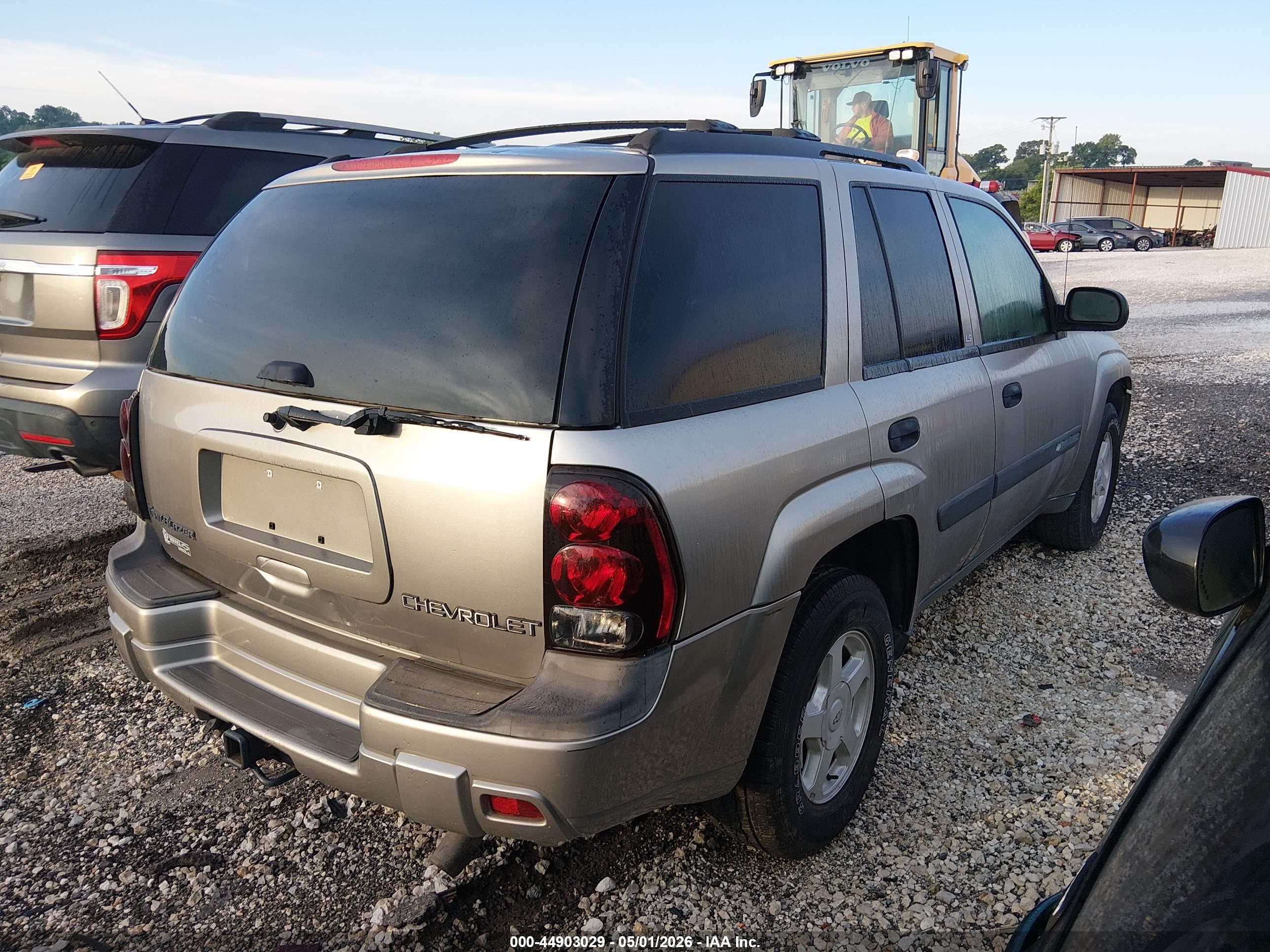 CHEVROLET TRAILBLAZER image 4