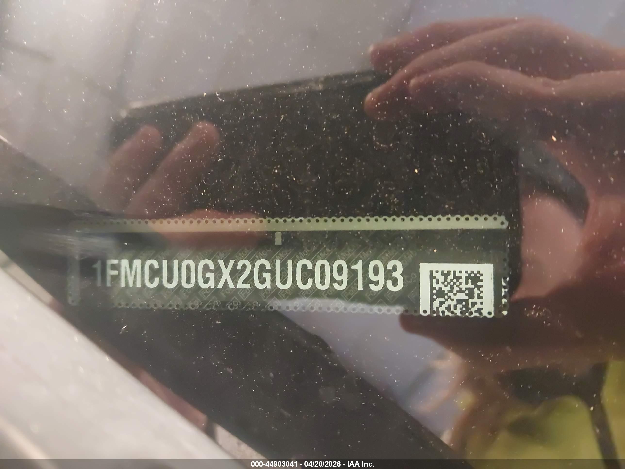 FORD ESCAPE image 9