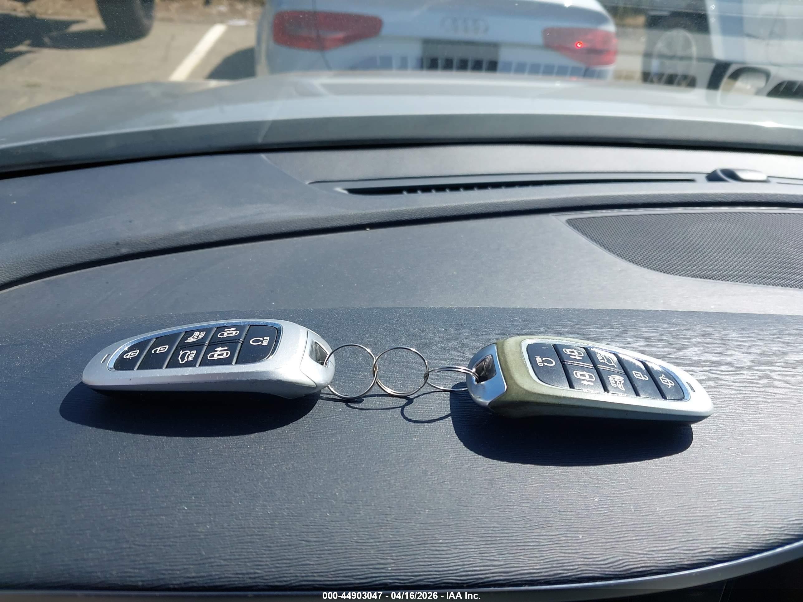 HYUNDAI NEXO image 11