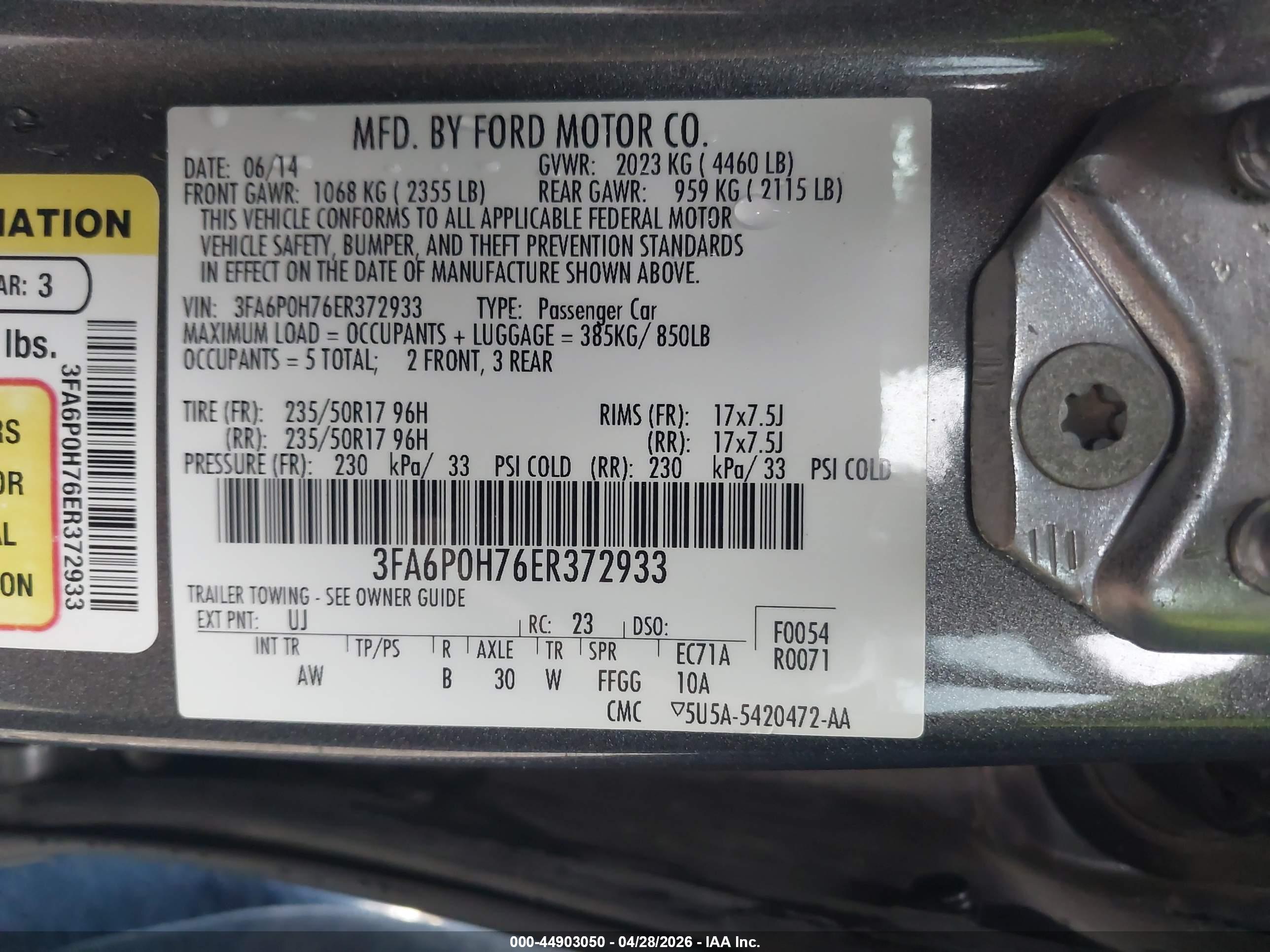 FORD FUSION image 9
