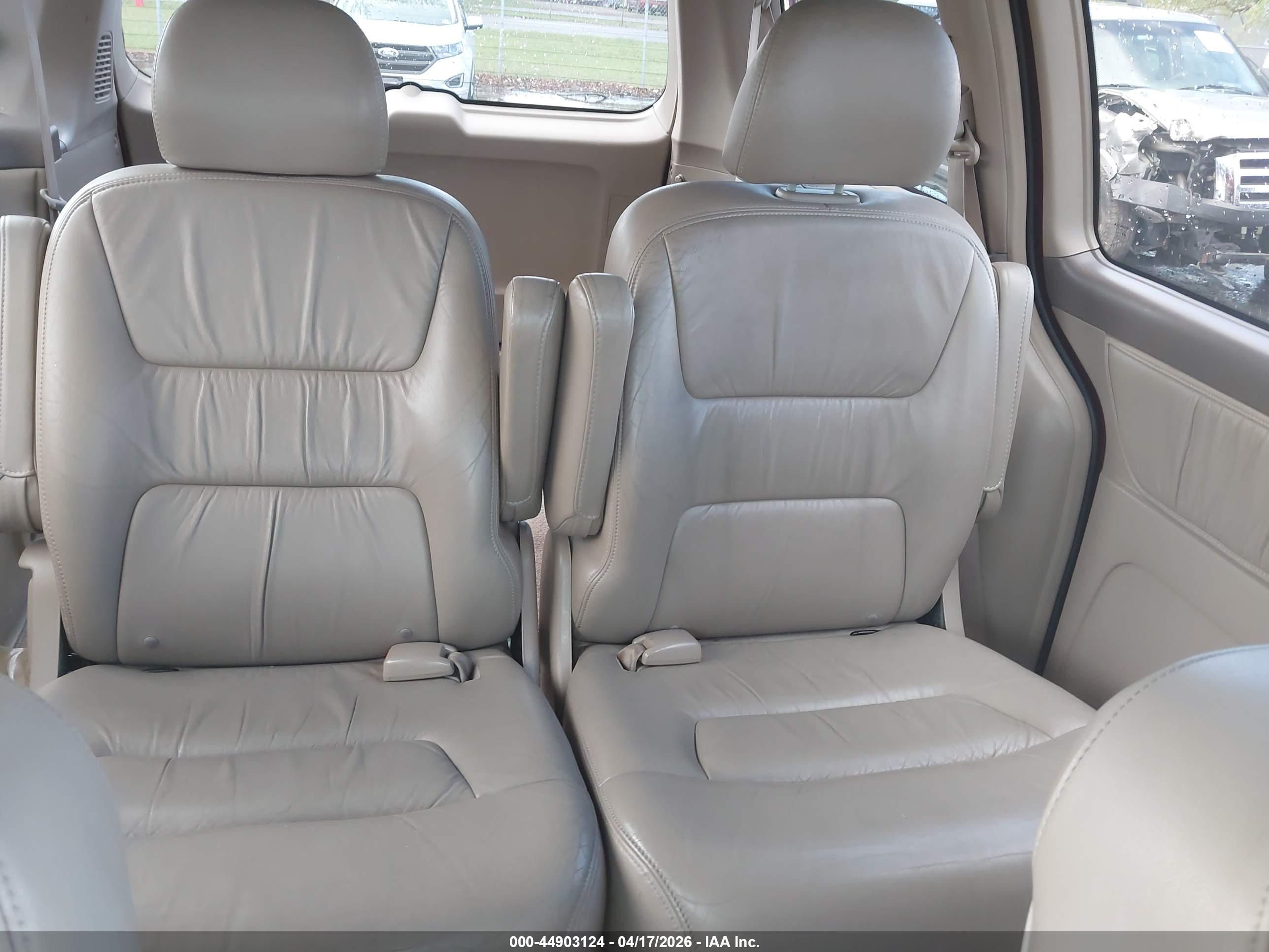 HONDA ODYSSEY image 8