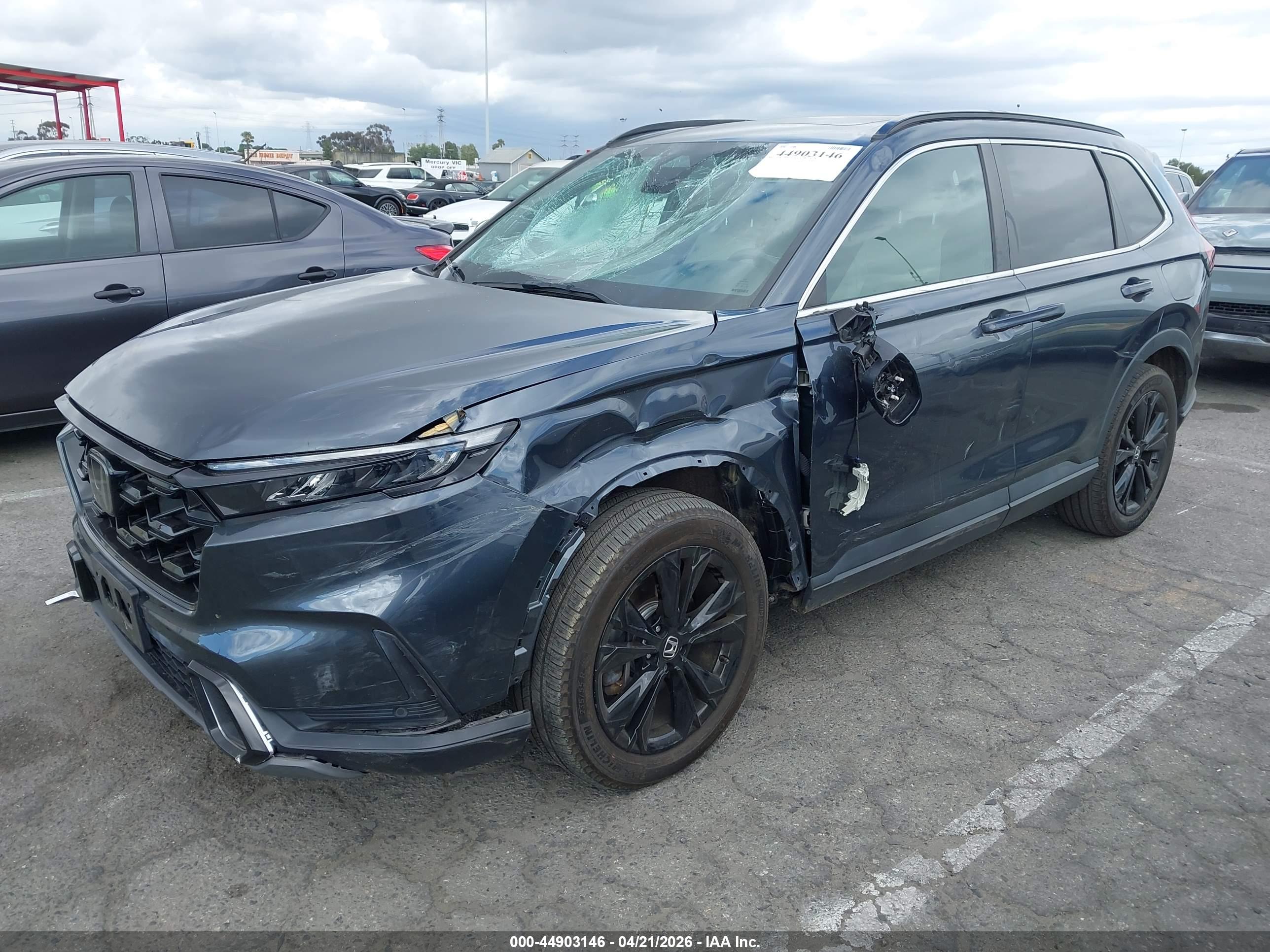 HONDA CR-V image 2
