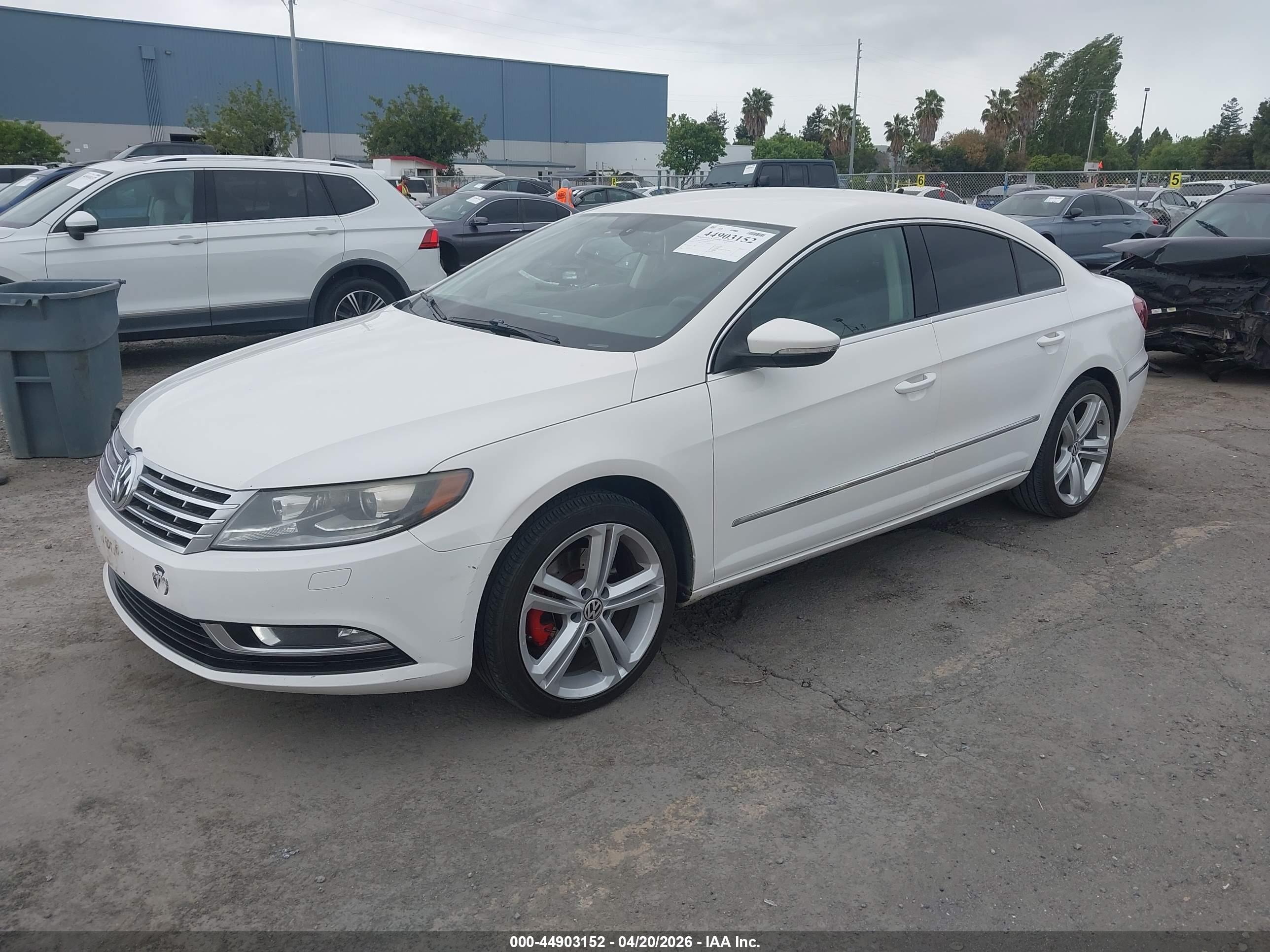 VOLKSWAGEN CC image 2