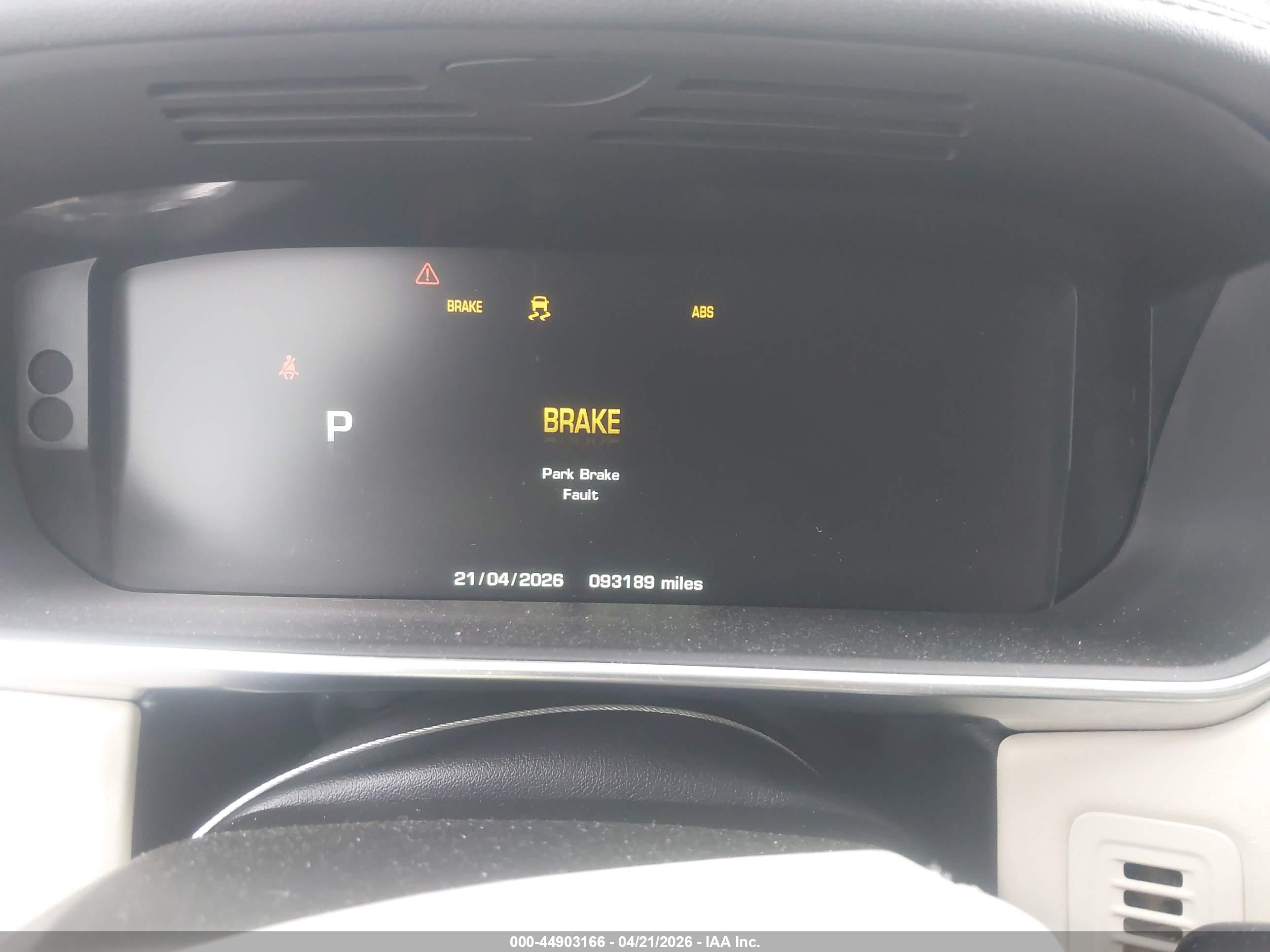 LAND ROVER image 7