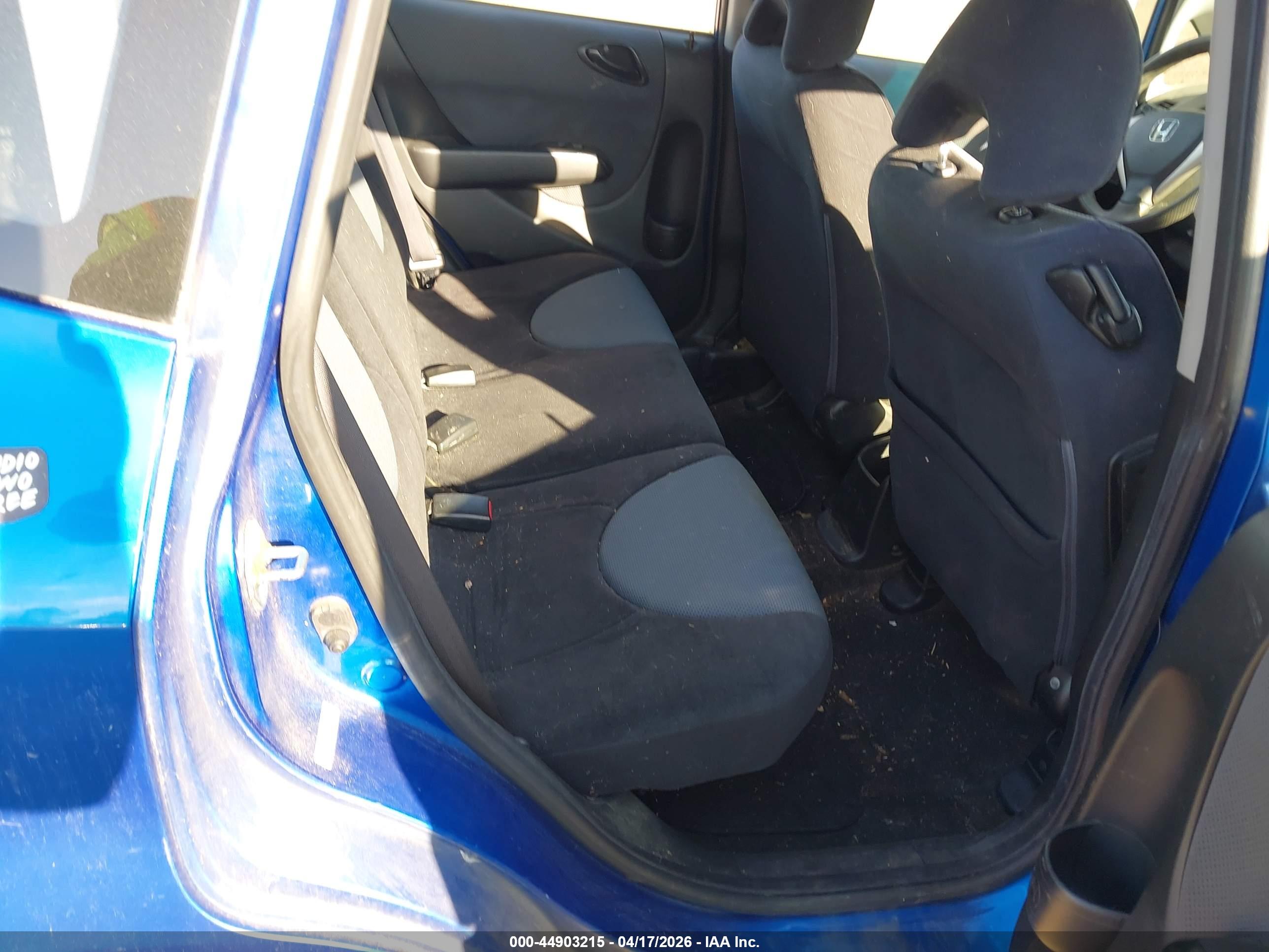 HONDA FIT image 8