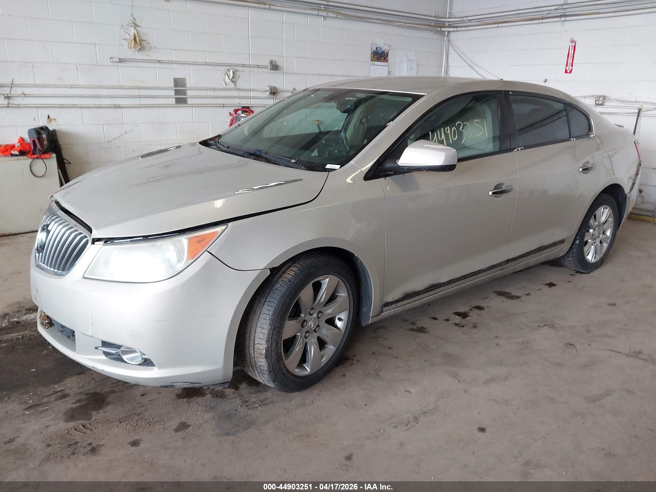 BUICK LACROSSE image 2