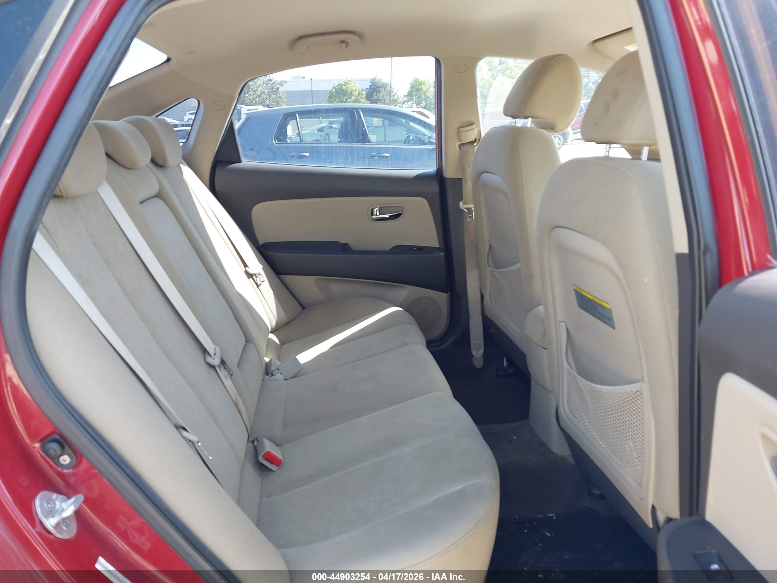 HYUNDAI ELANTRA image 8