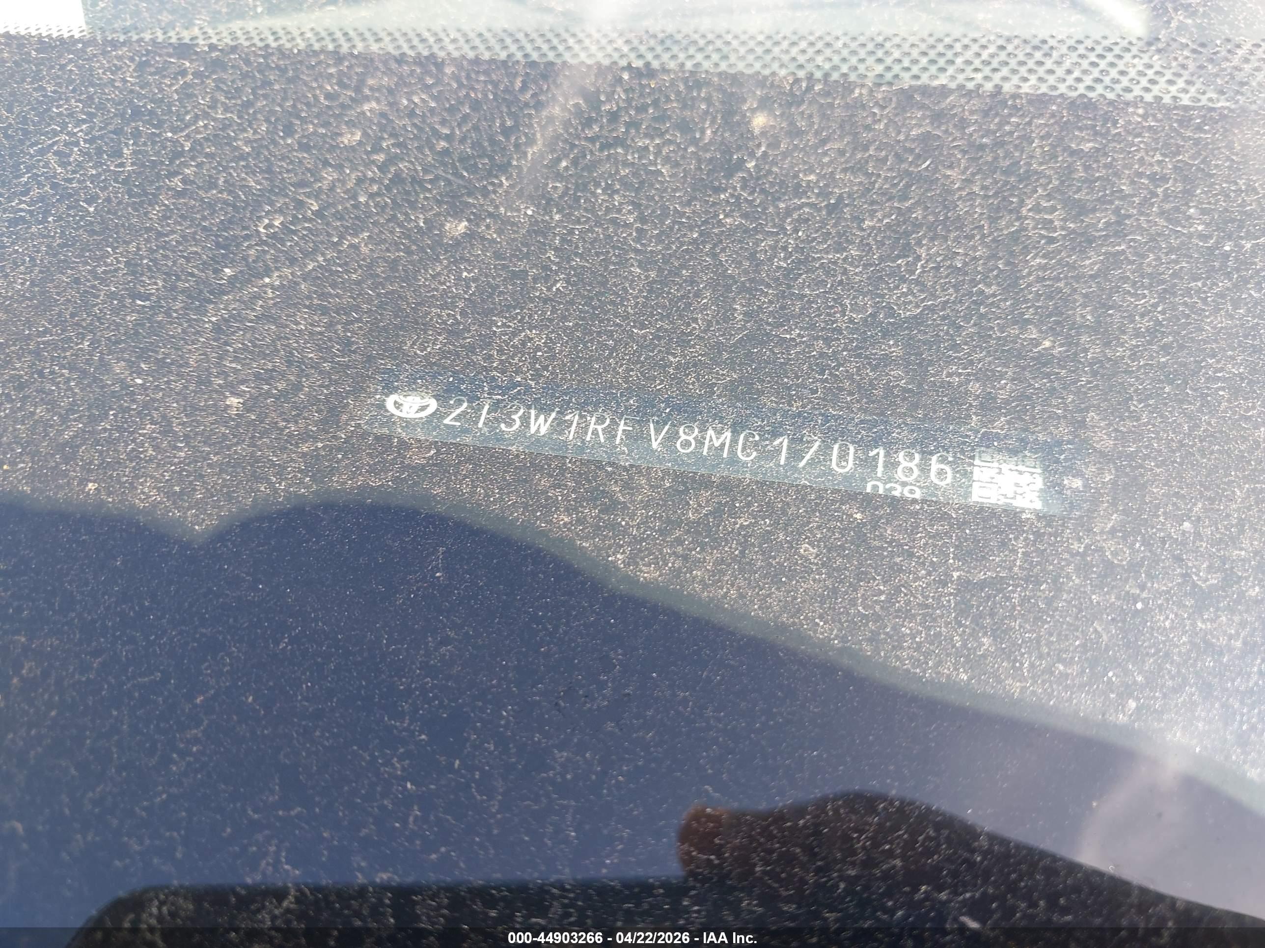 TOYOTA RAV4 image 9