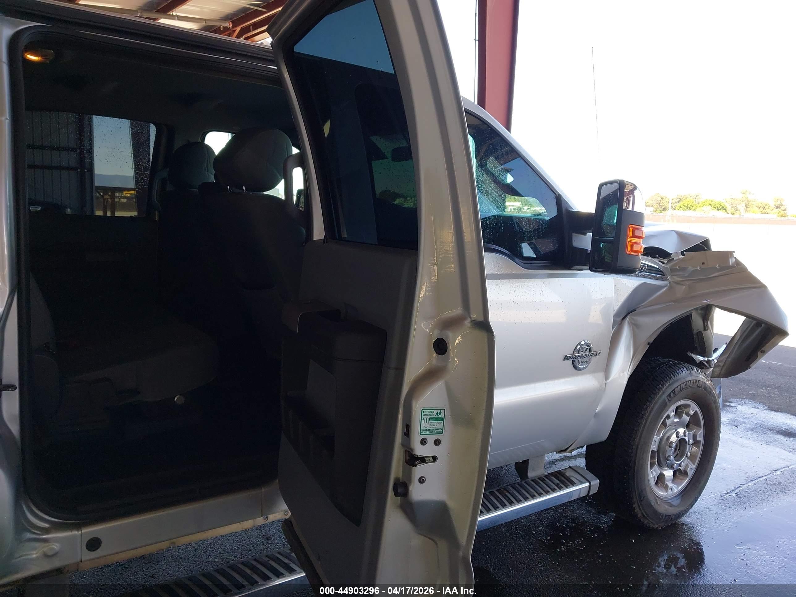 FORD F-250 image 8