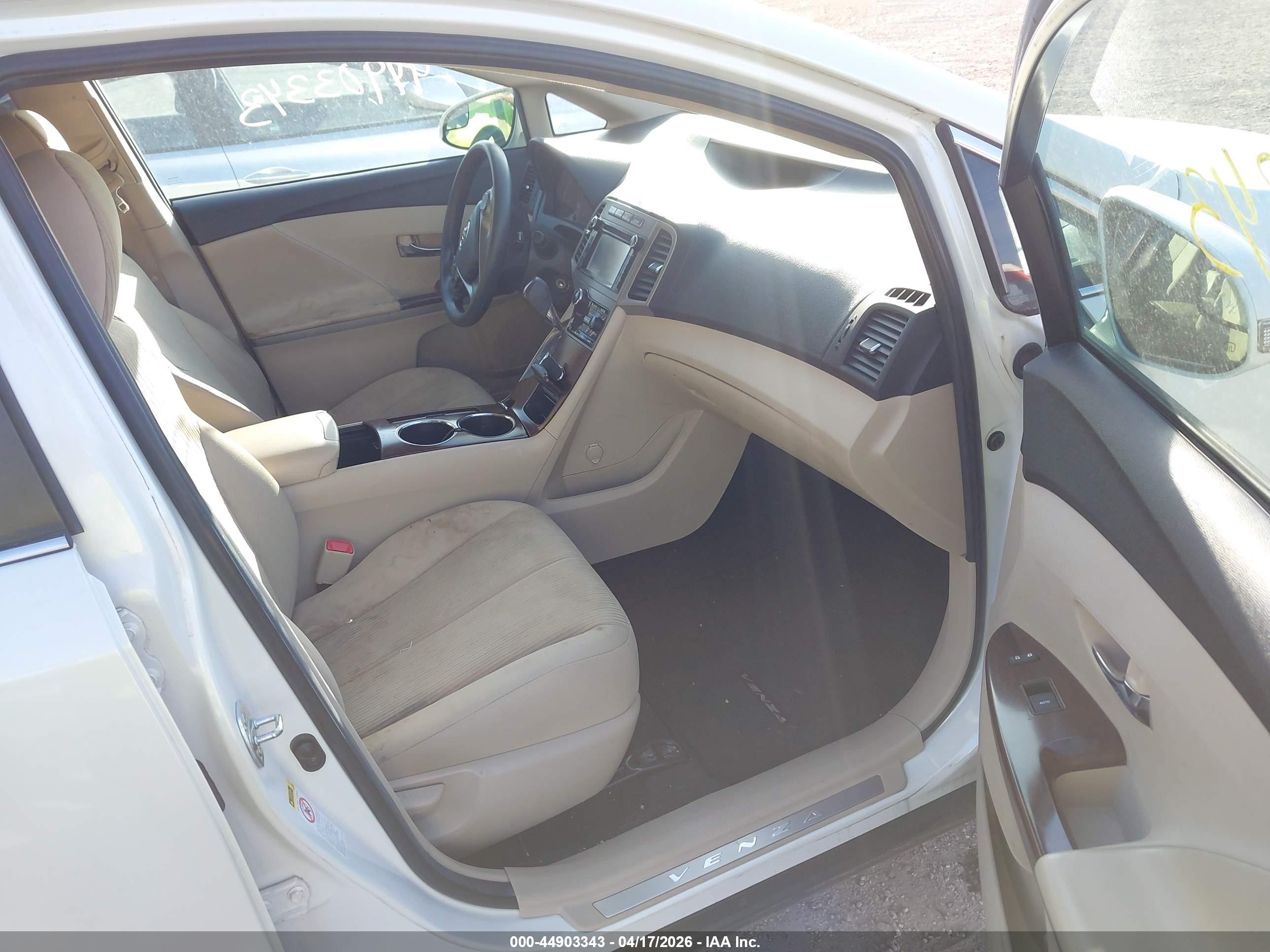 TOYOTA VENZA image 5