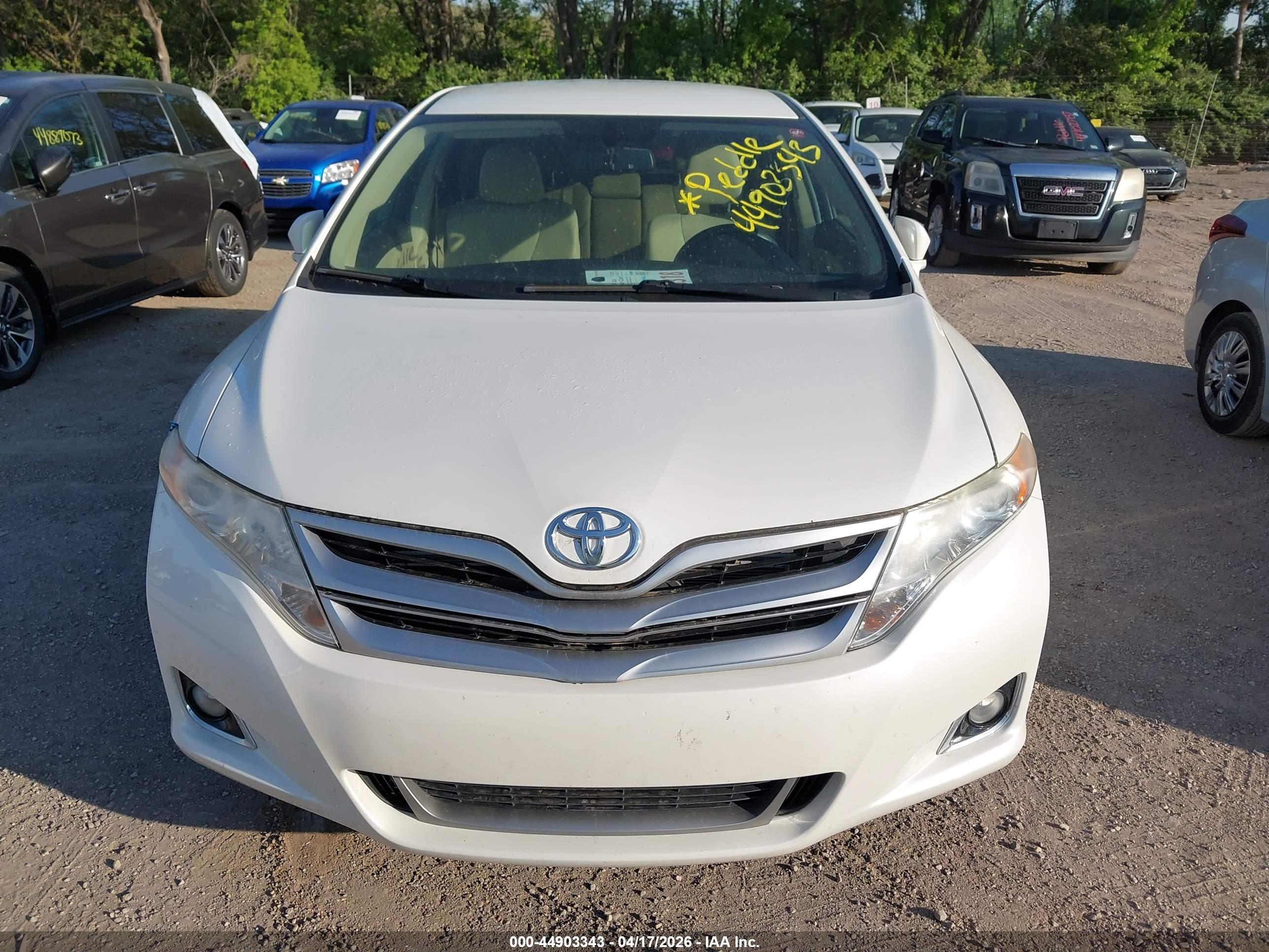 TOYOTA VENZA image 6