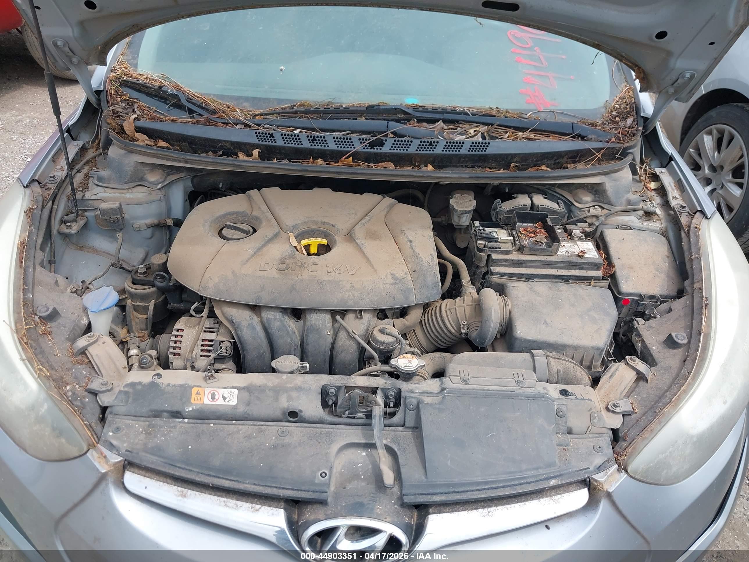HYUNDAI ELANTRA image 10