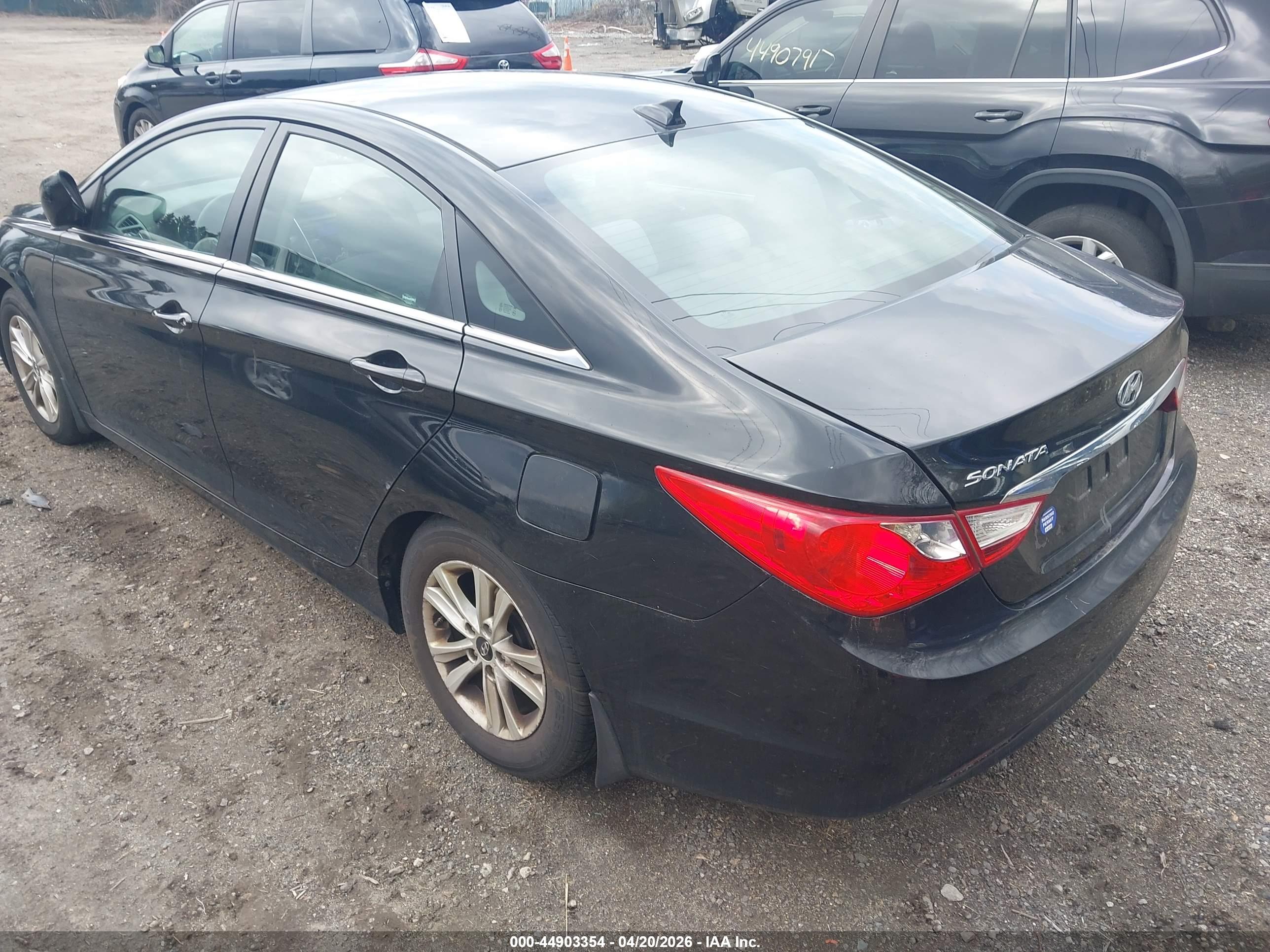 HYUNDAI SONATA image 3
