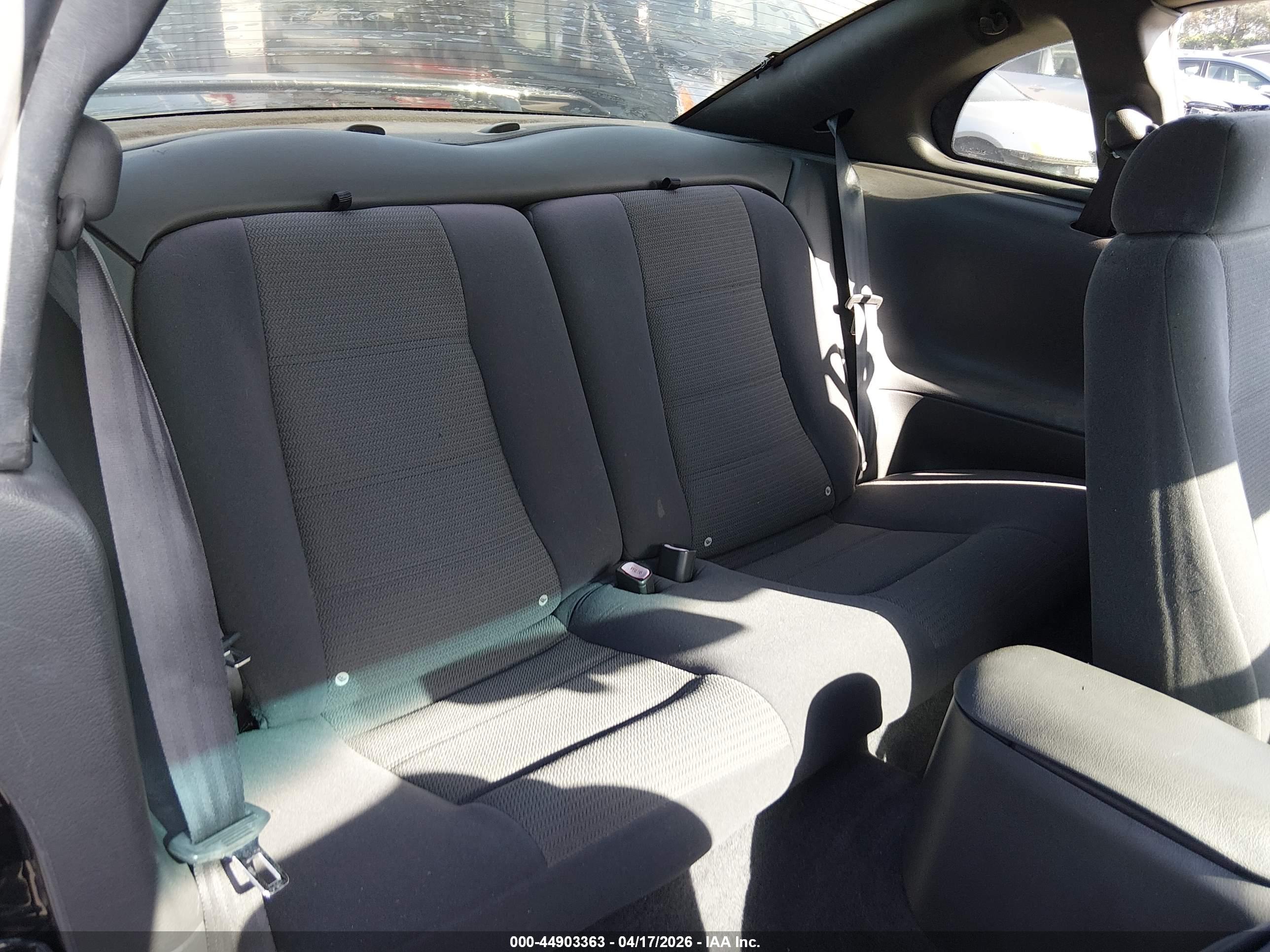 FORD MUSTANG image 8