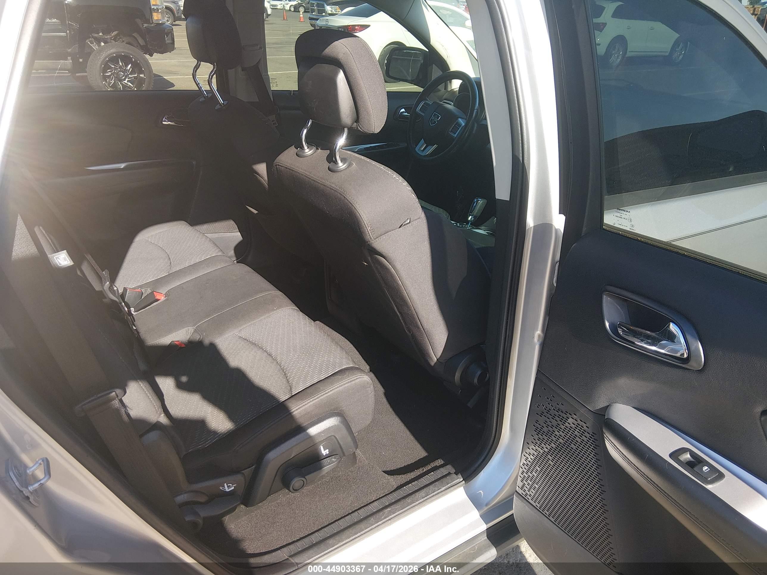 DODGE JOURNEY image 8