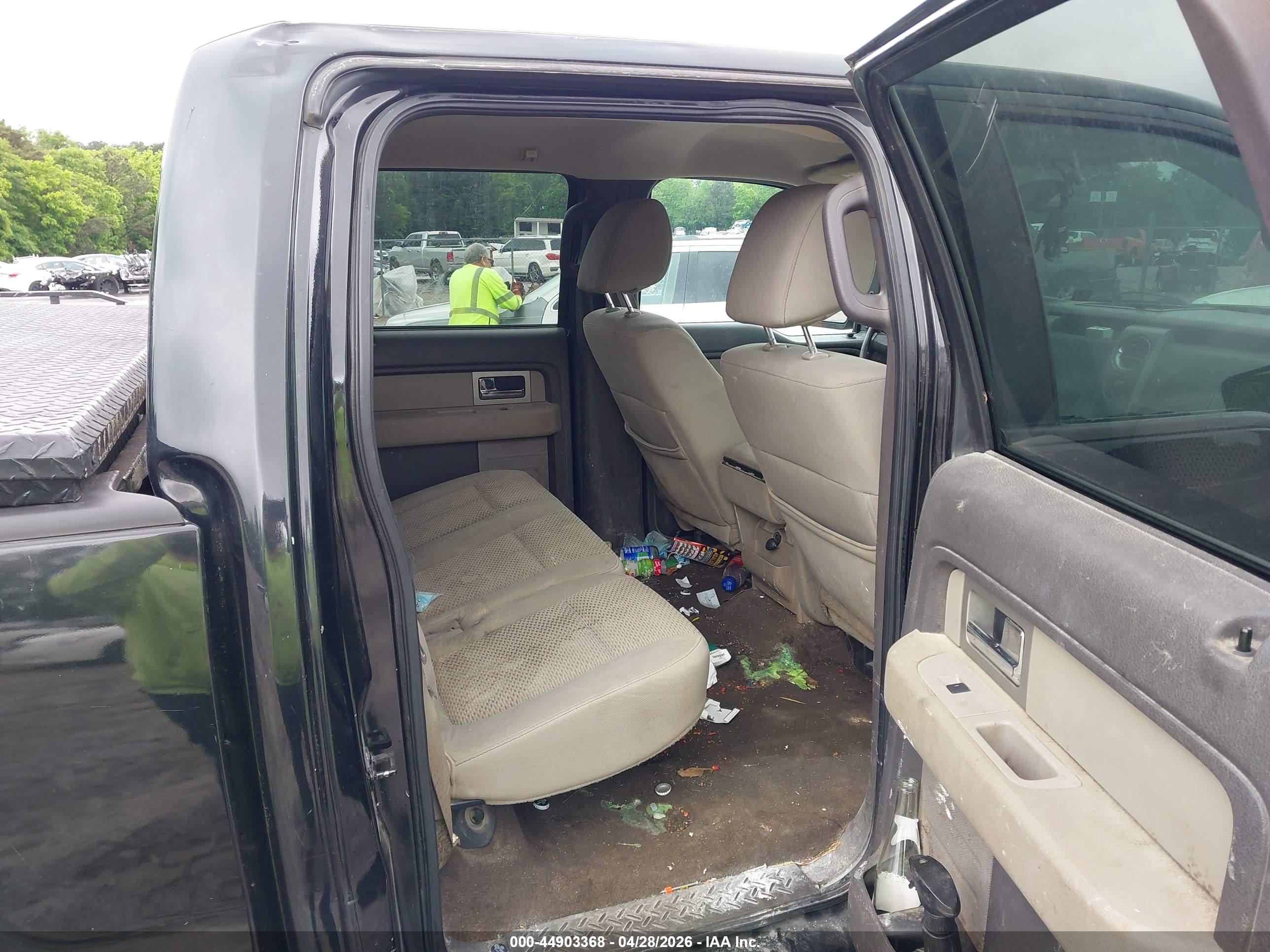 FORD F-150 image 8