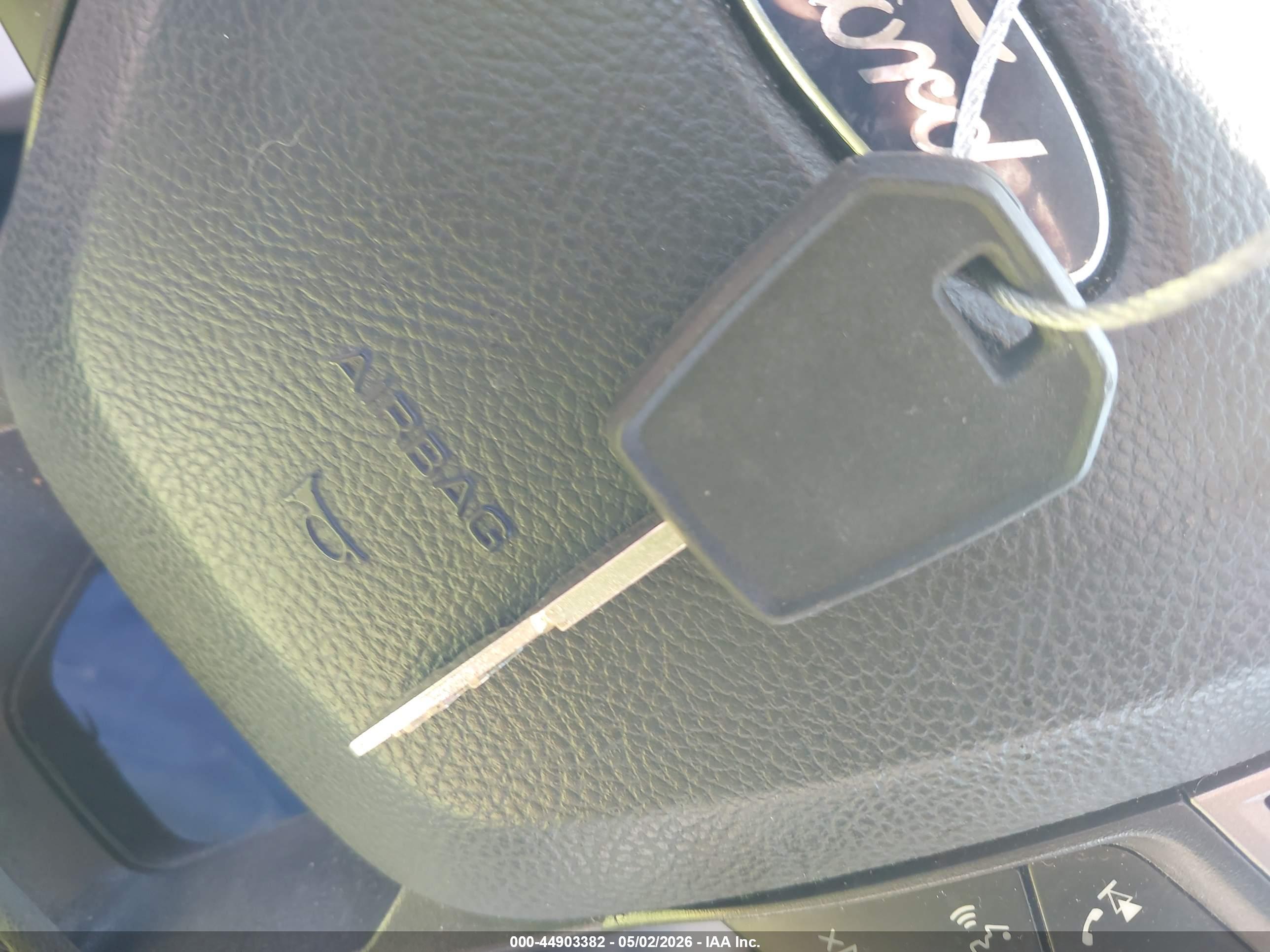 FORD FUSION image 11