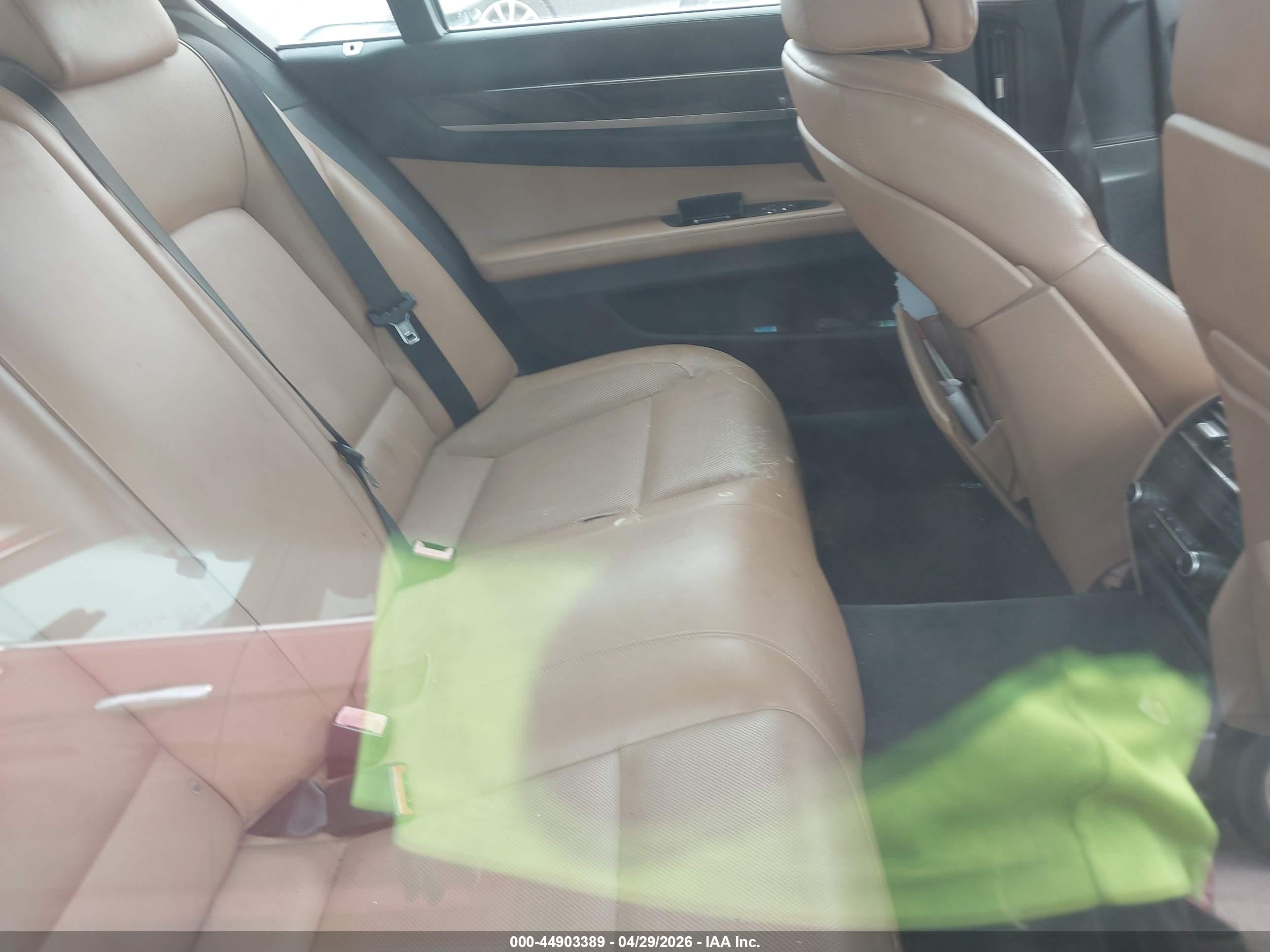 BMW 740LI image 8