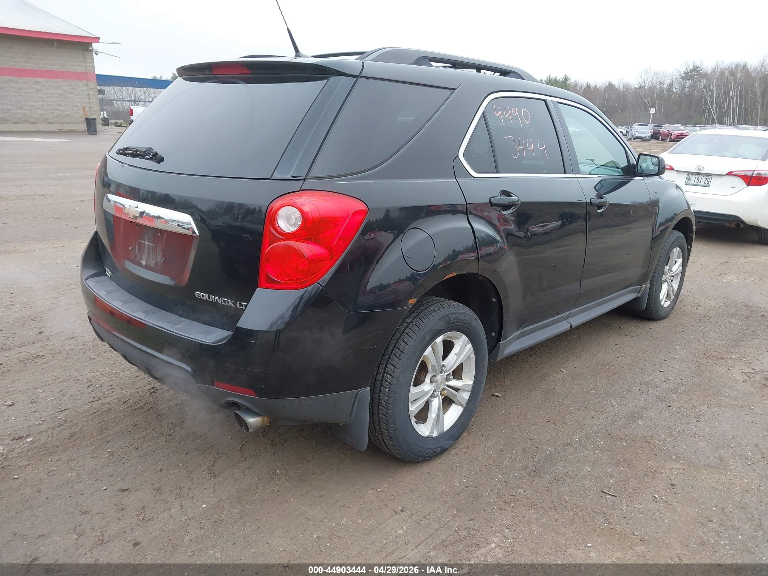 CHEVROLET EQUINOX image 4