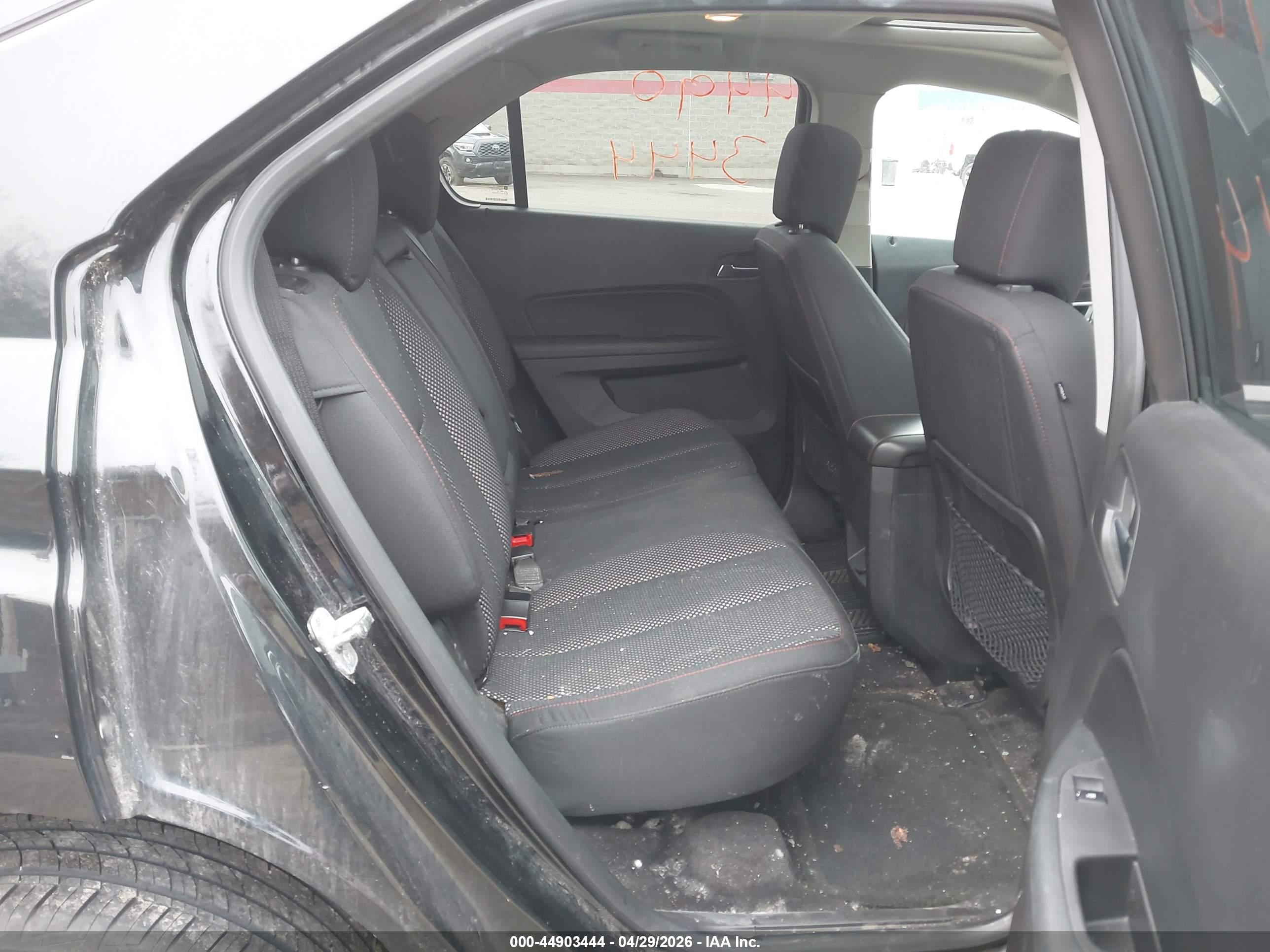 CHEVROLET EQUINOX image 8