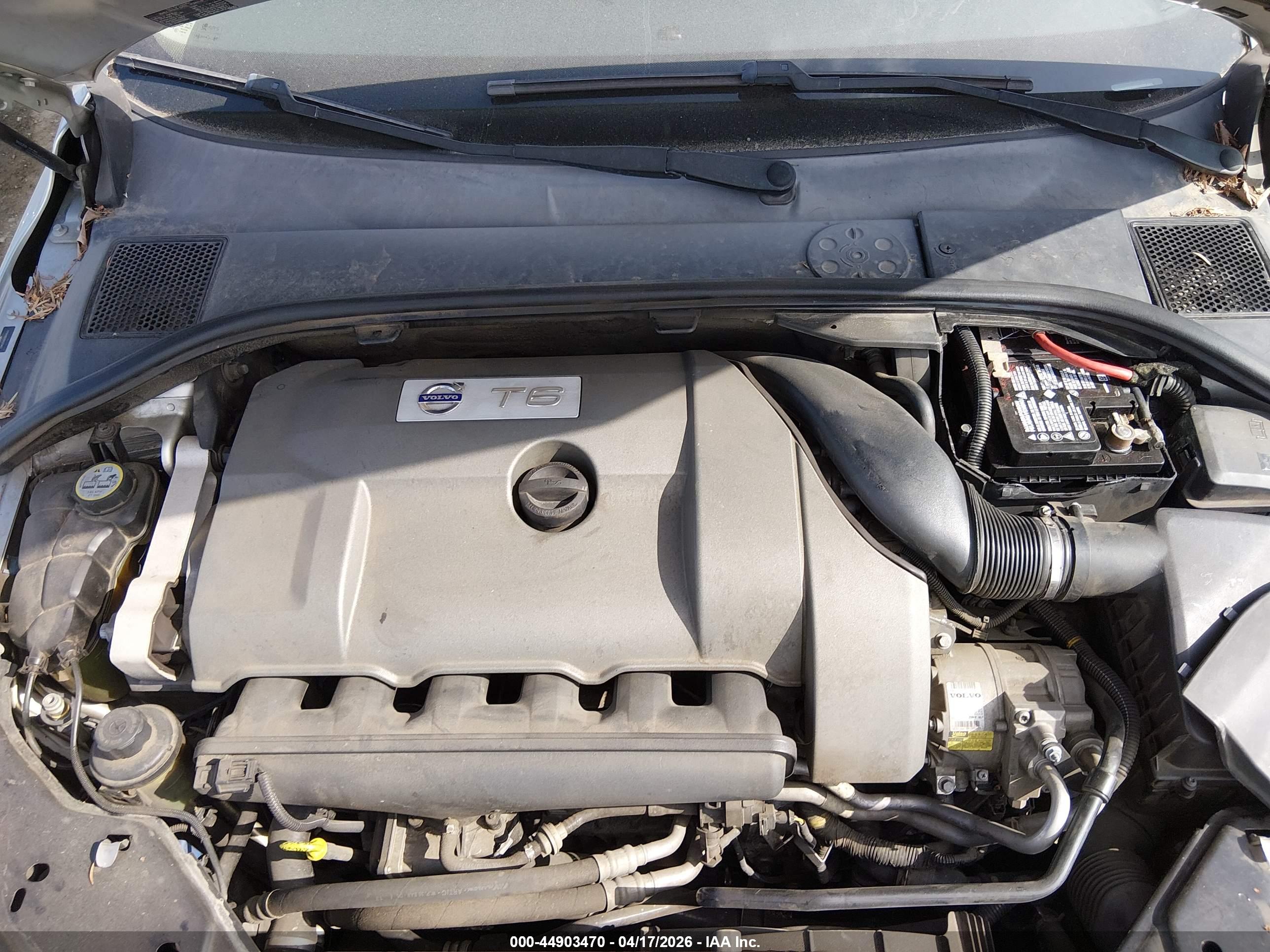 VOLVO S80 image 10