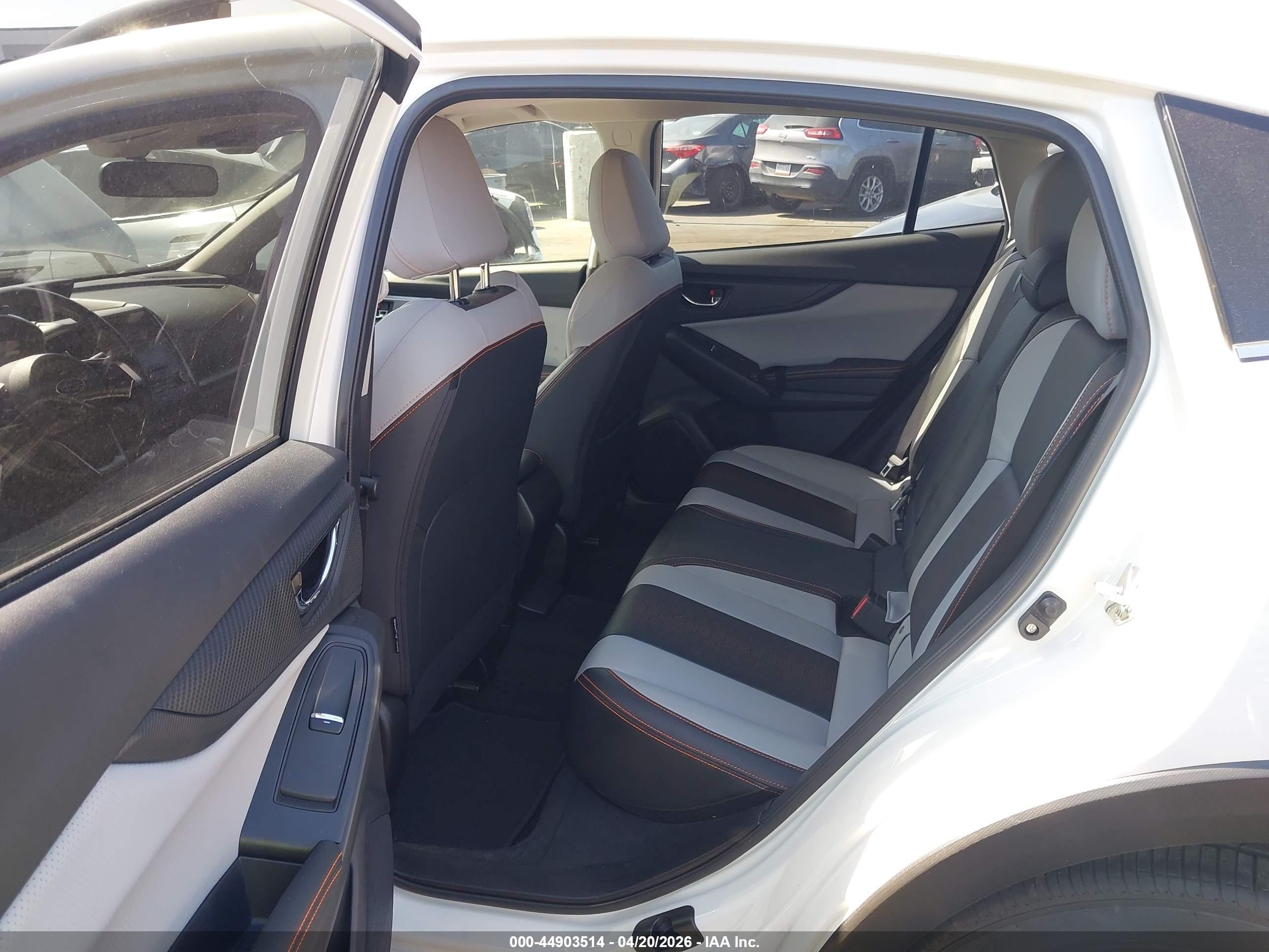 SUBARU CROSSTREK image 8