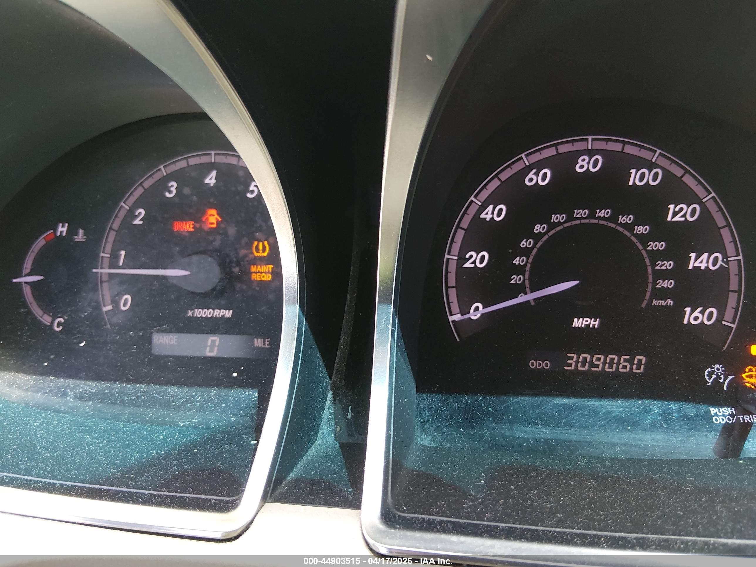 TOYOTA AVALON image 7