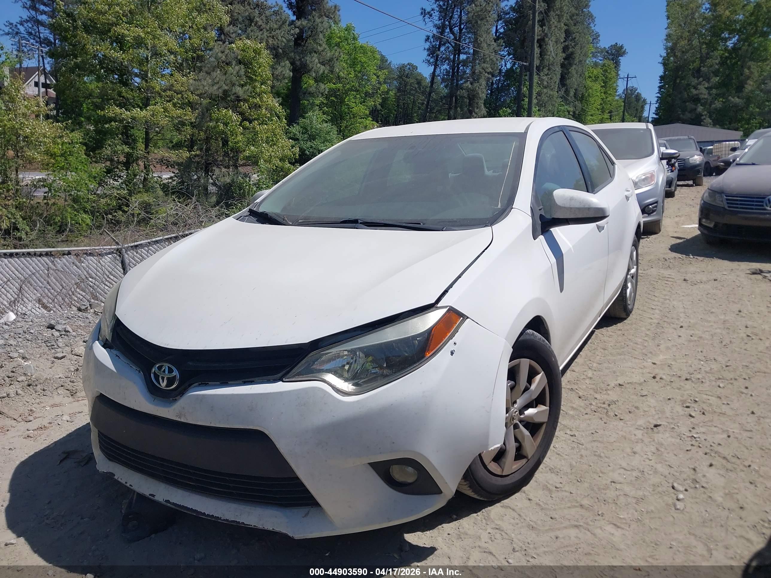 TOYOTA COROLLA image 2