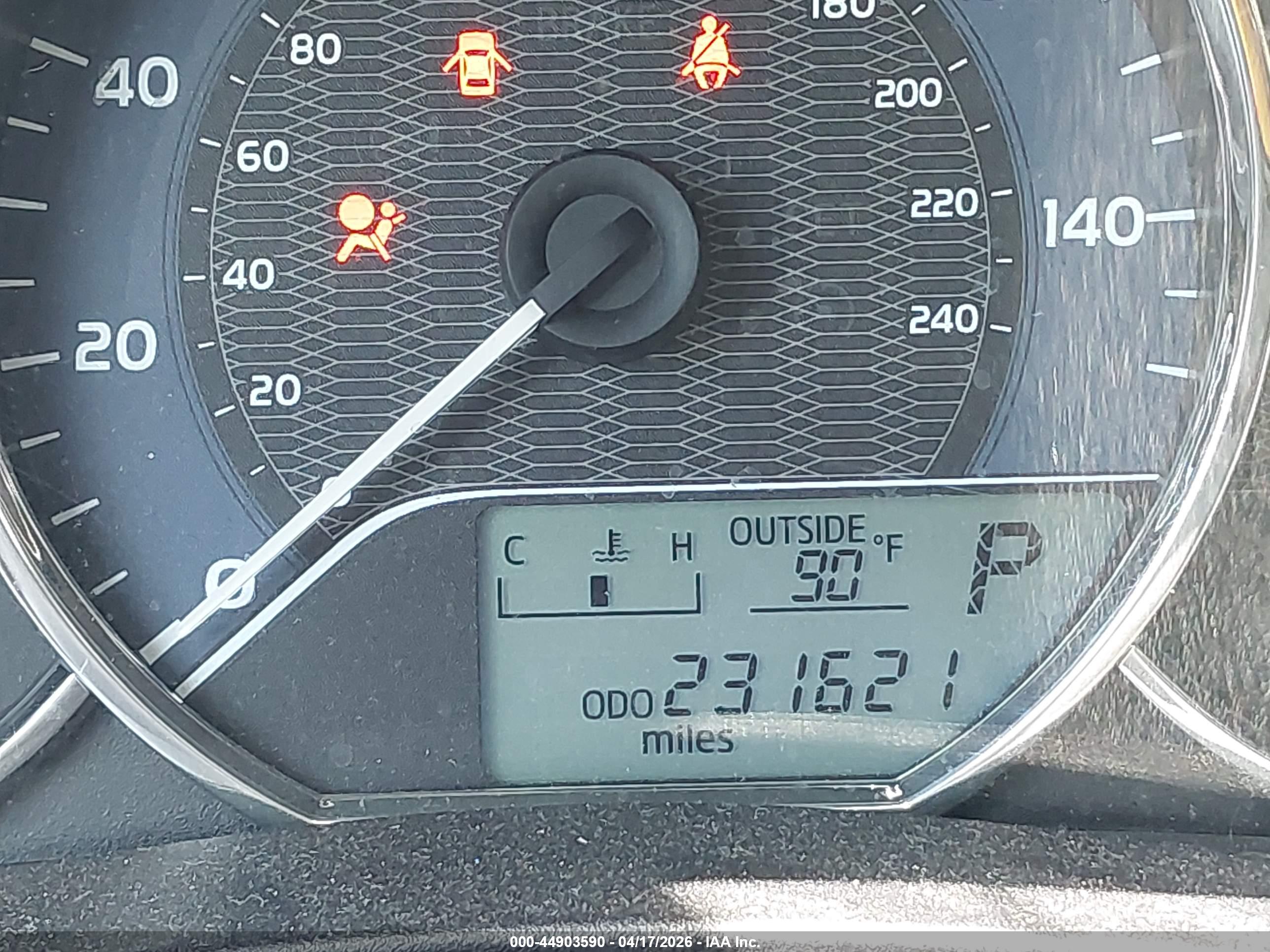 TOYOTA COROLLA image 7