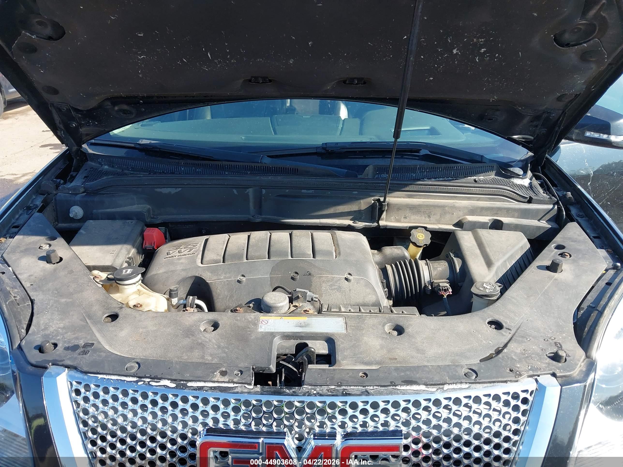 GMC ACADIA image 10