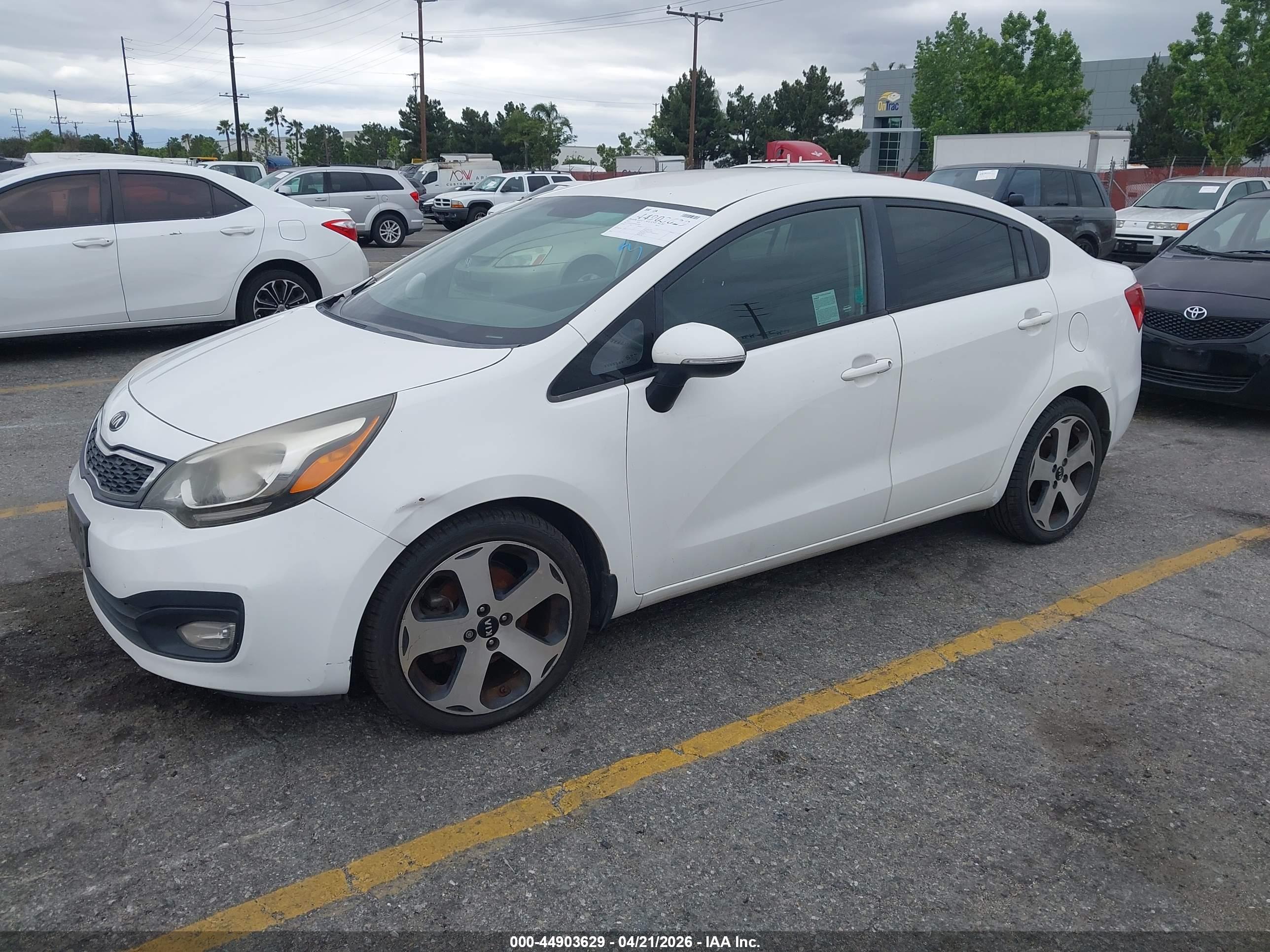 KIA RIO image 2