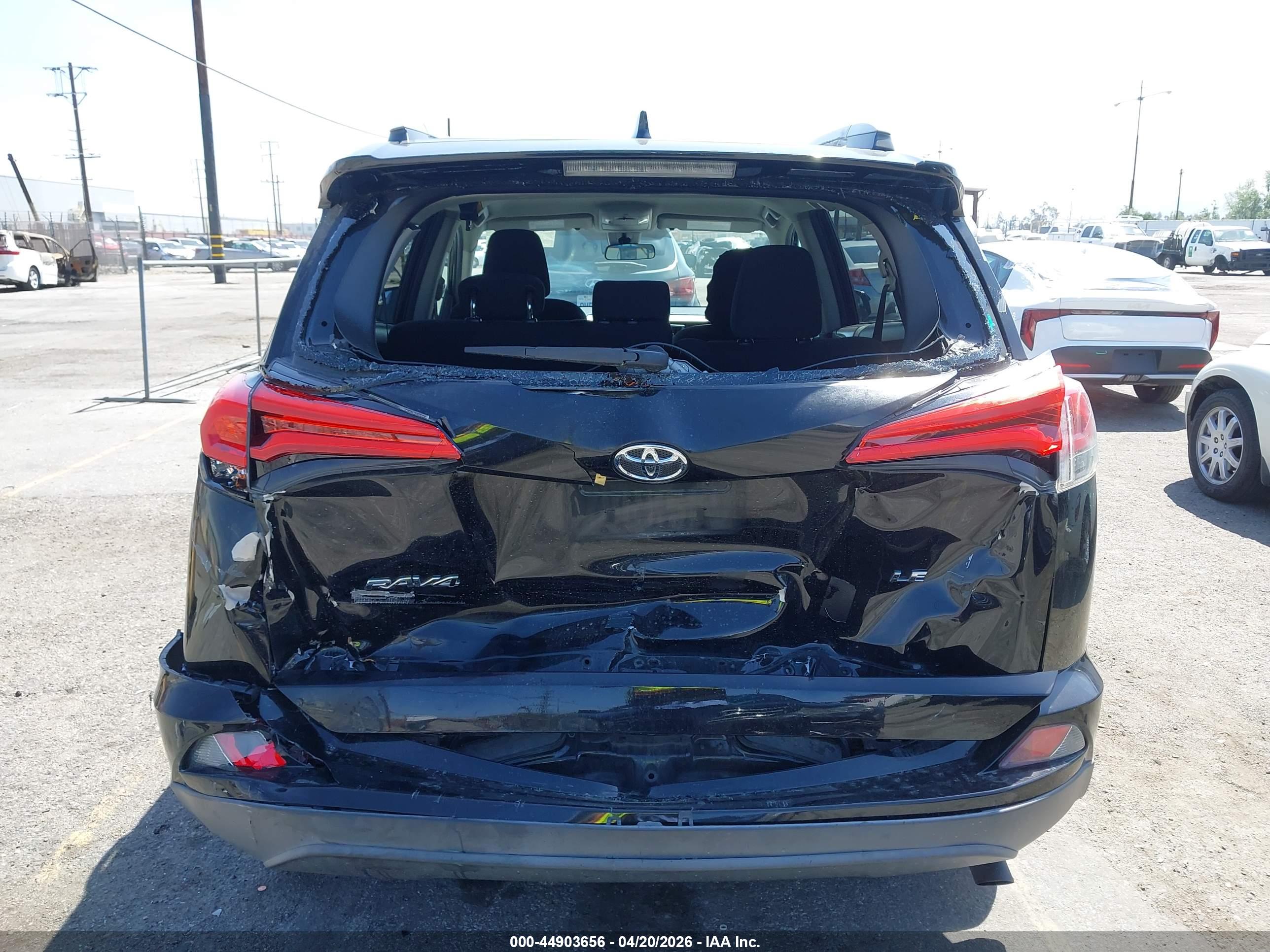 TOYOTA RAV4 image 6