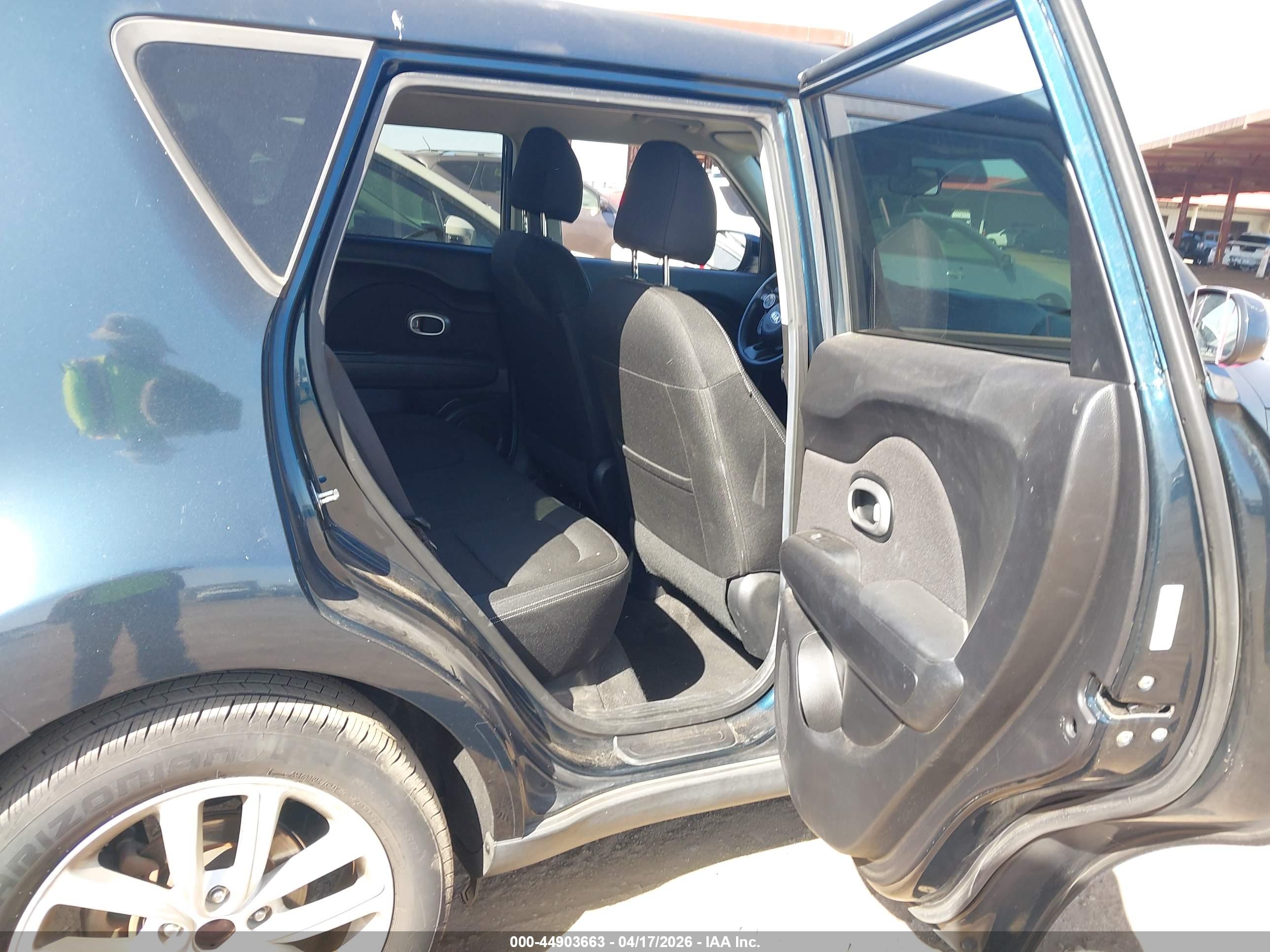 KIA SOUL image 8