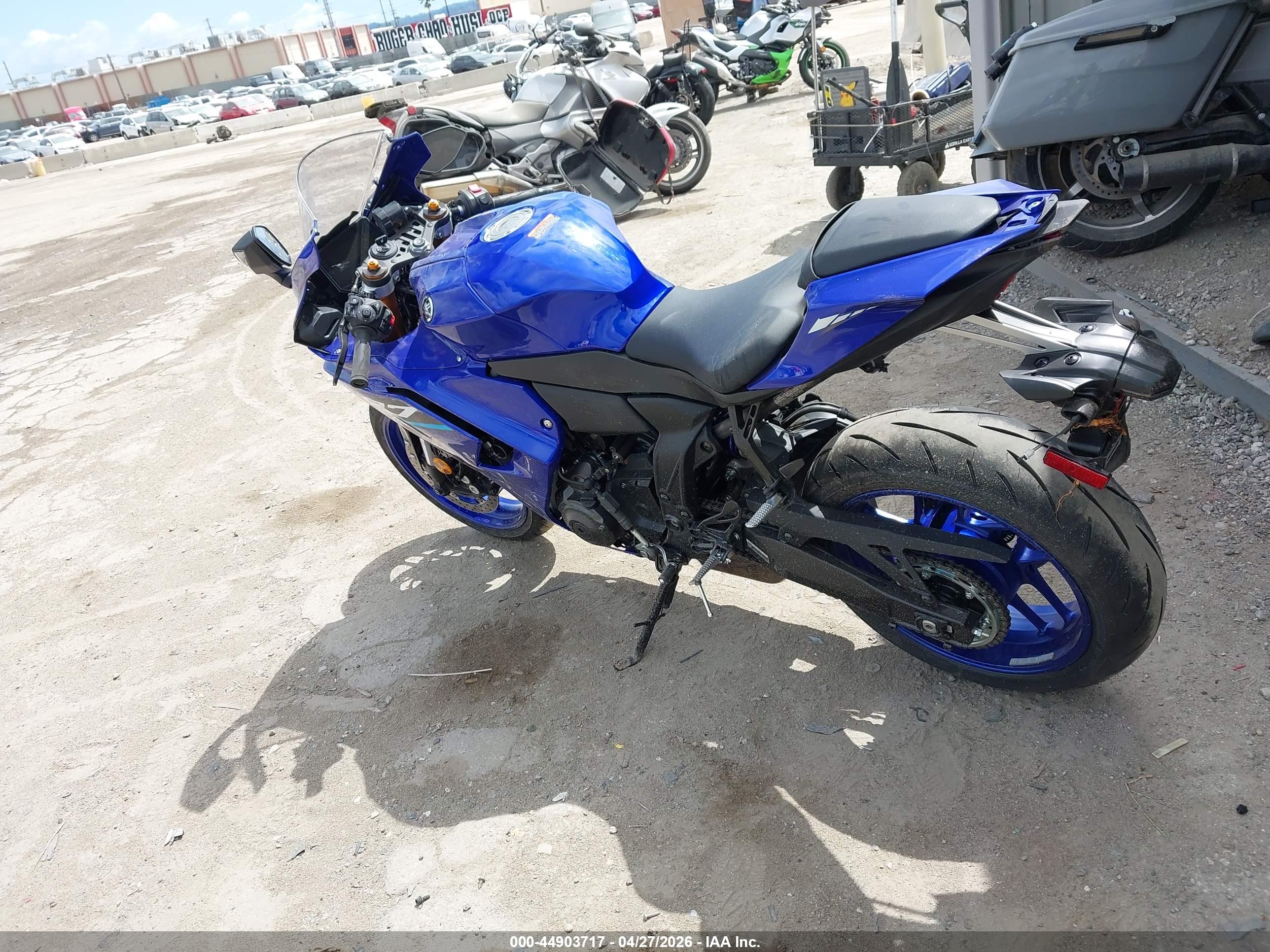 YAMAHA YZFR7 image 3