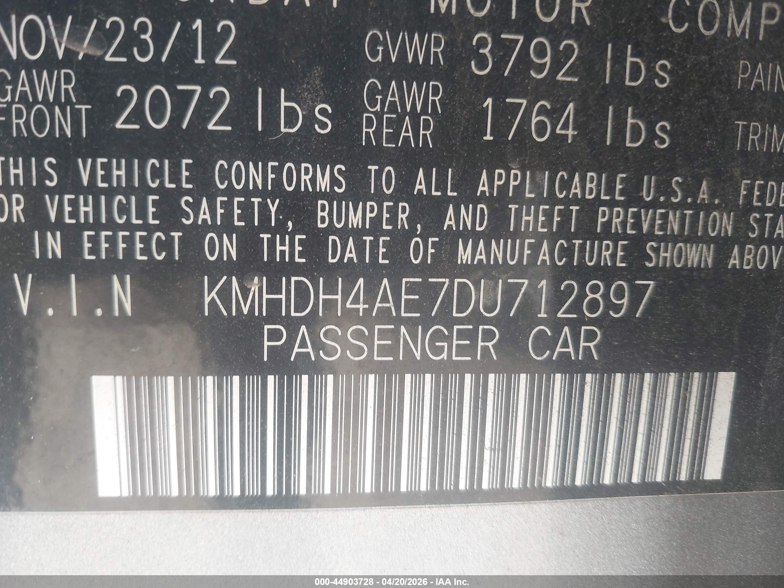 HYUNDAI ELANTRA image 9
