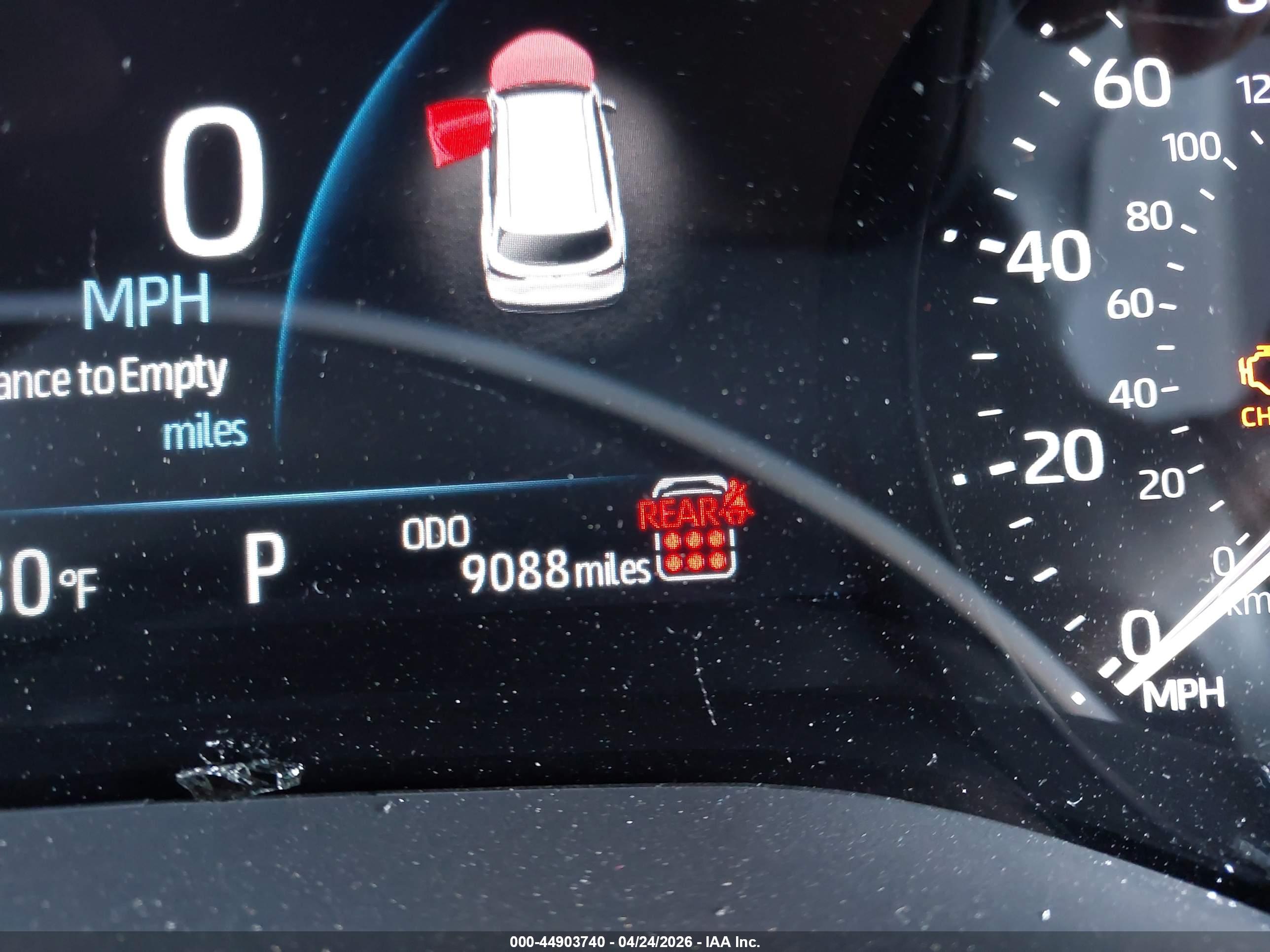 TOYOTA SIENNA image 7