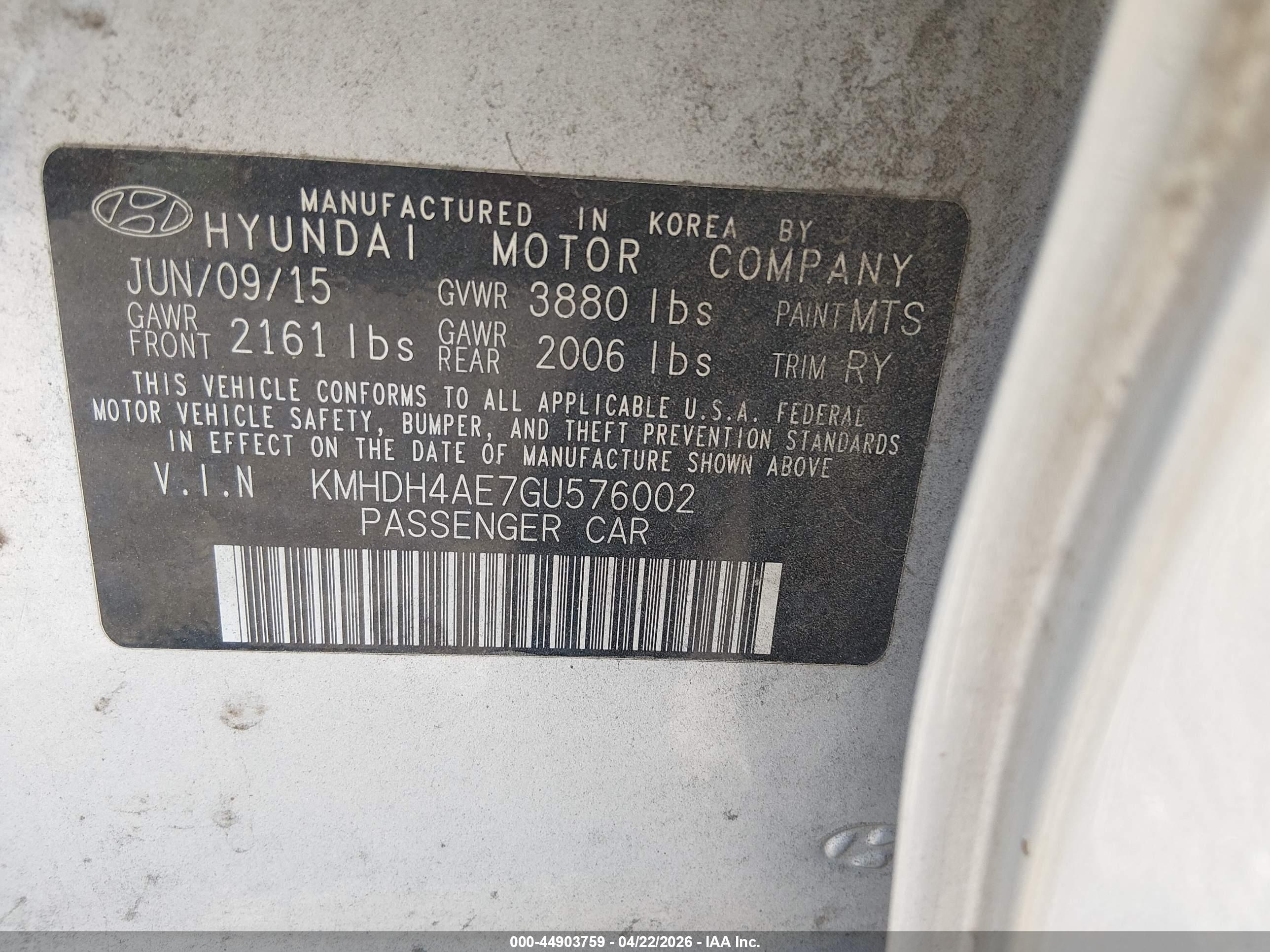HYUNDAI ELANTRA image 9