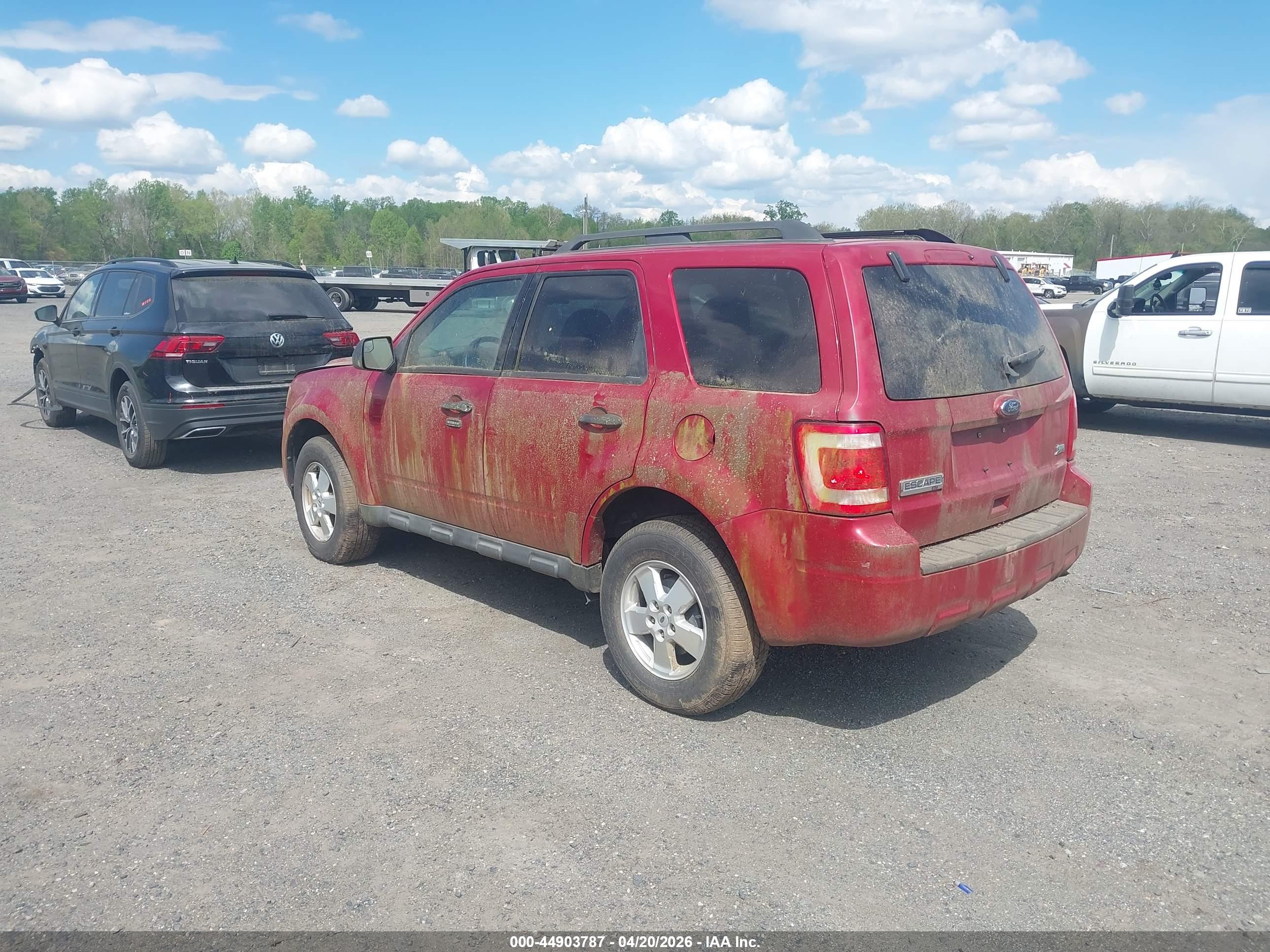 FORD ESCAPE image 3