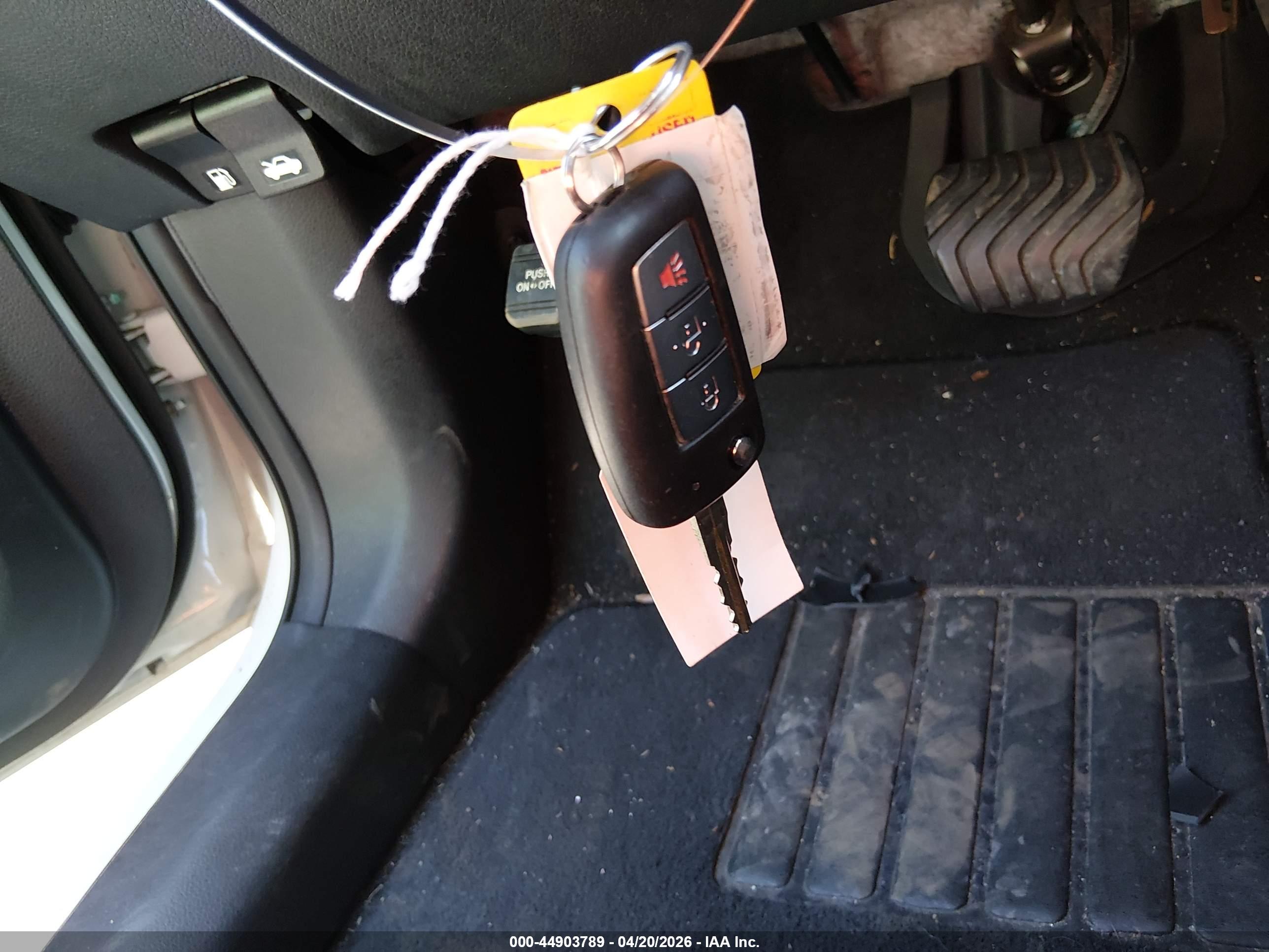 NISSAN ROGUE image 11