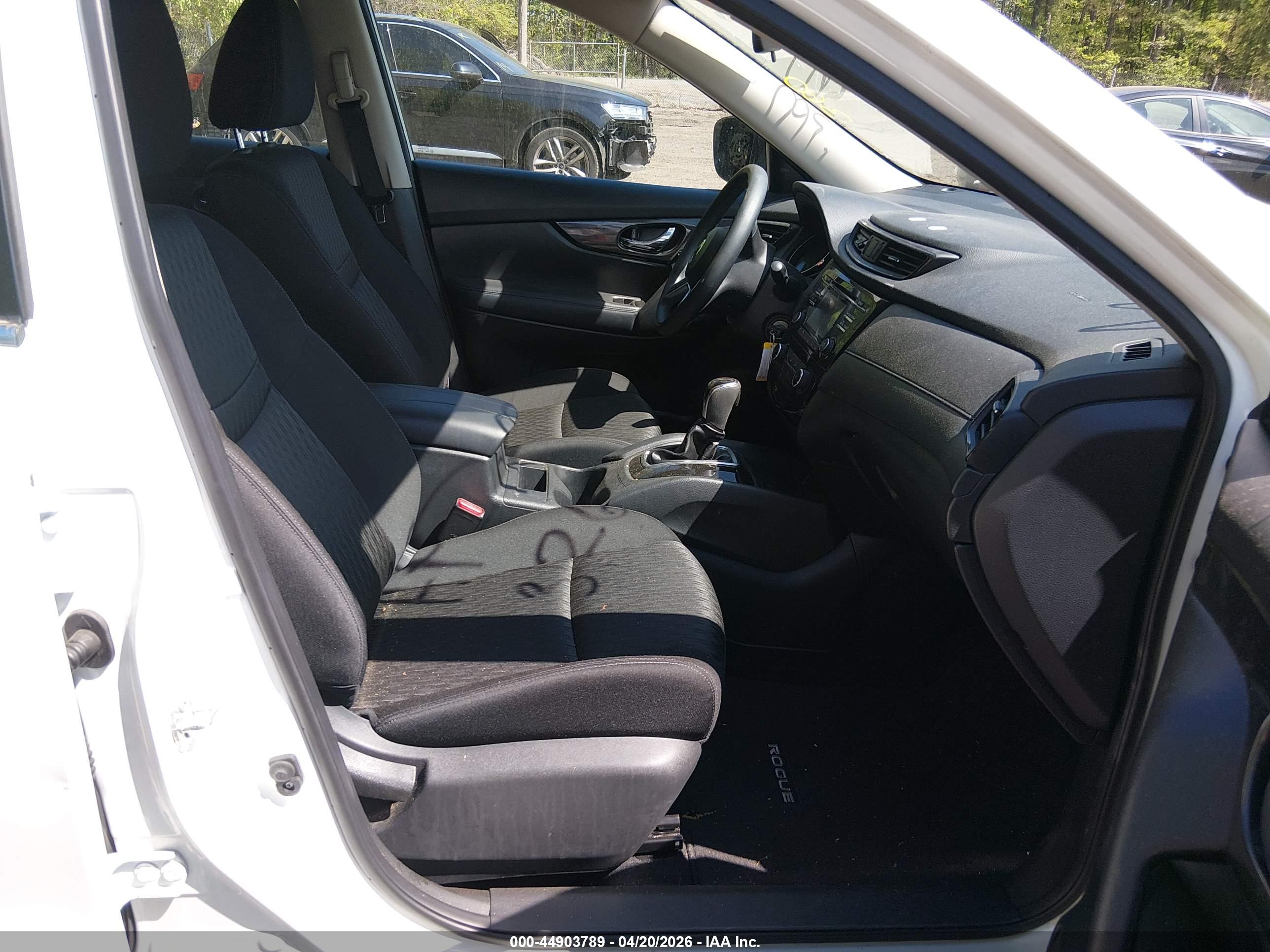 NISSAN ROGUE image 5