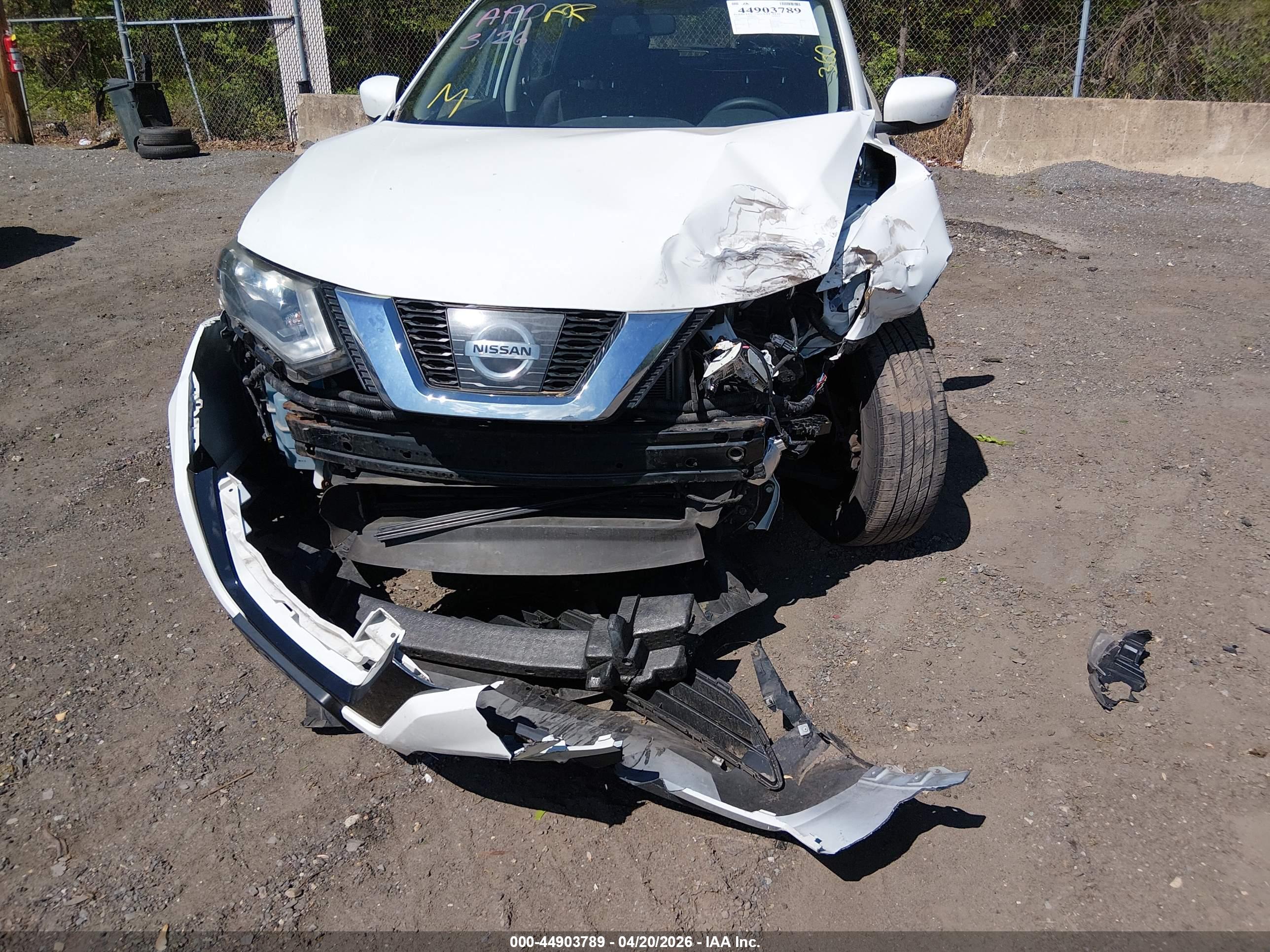 NISSAN ROGUE image 6